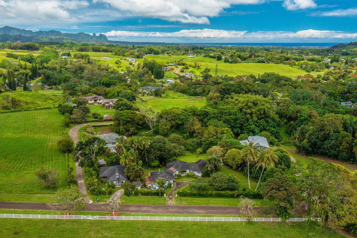 6514 Kalama Rd, Kapaa, HI 96746