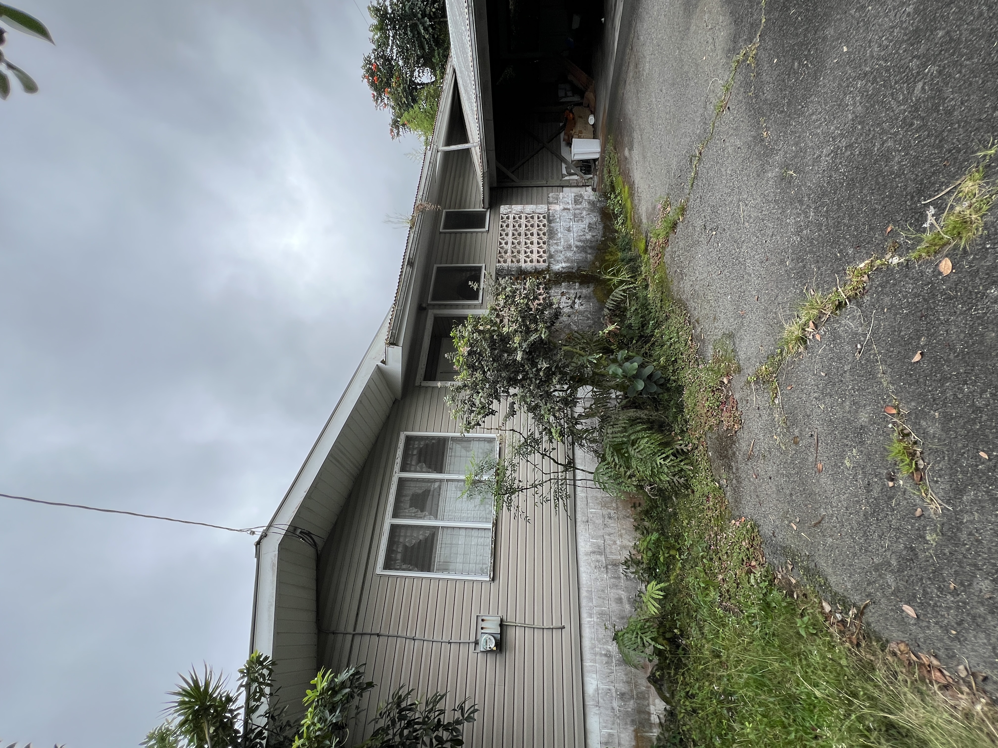 100 Alahelenui St, Hilo, HI 96720