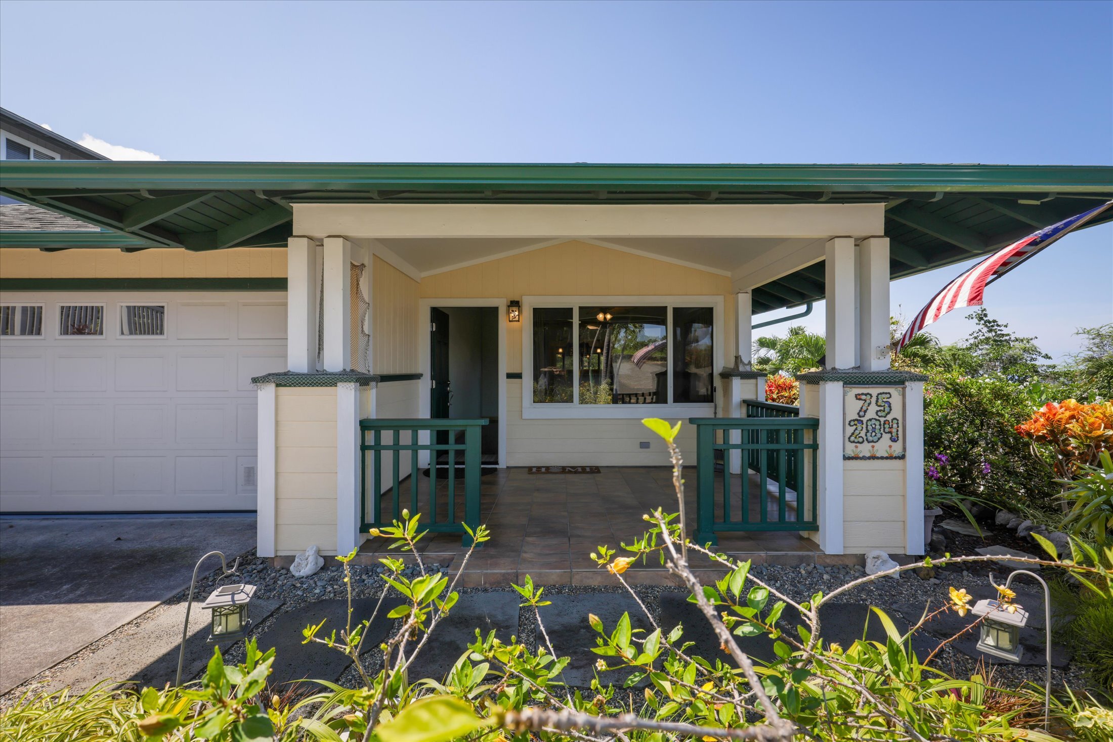 75-284 Malulani Dr, Kailua Kona, HI 96740