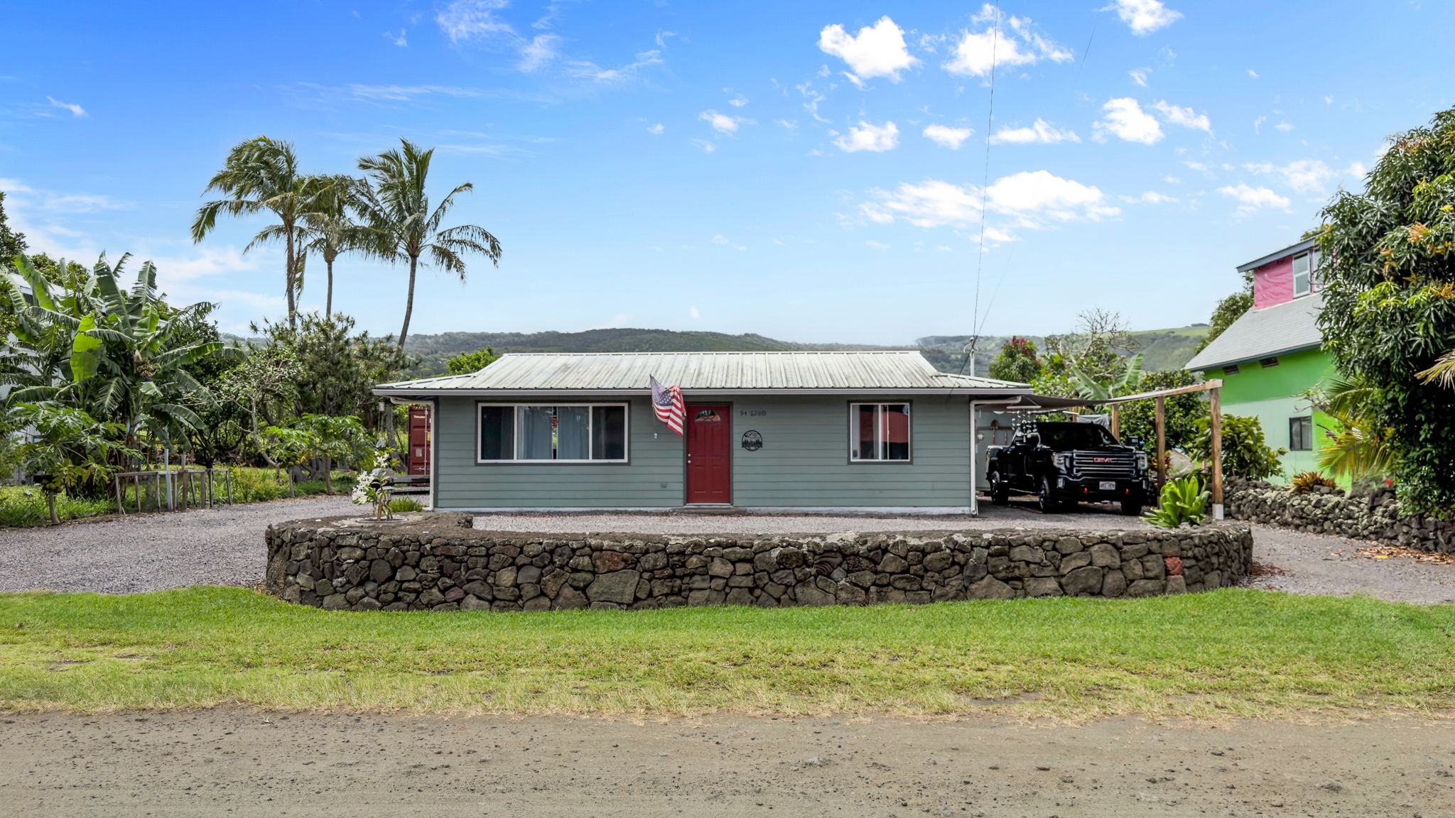 94-6280 Puka St, Naalehu, HI 96772