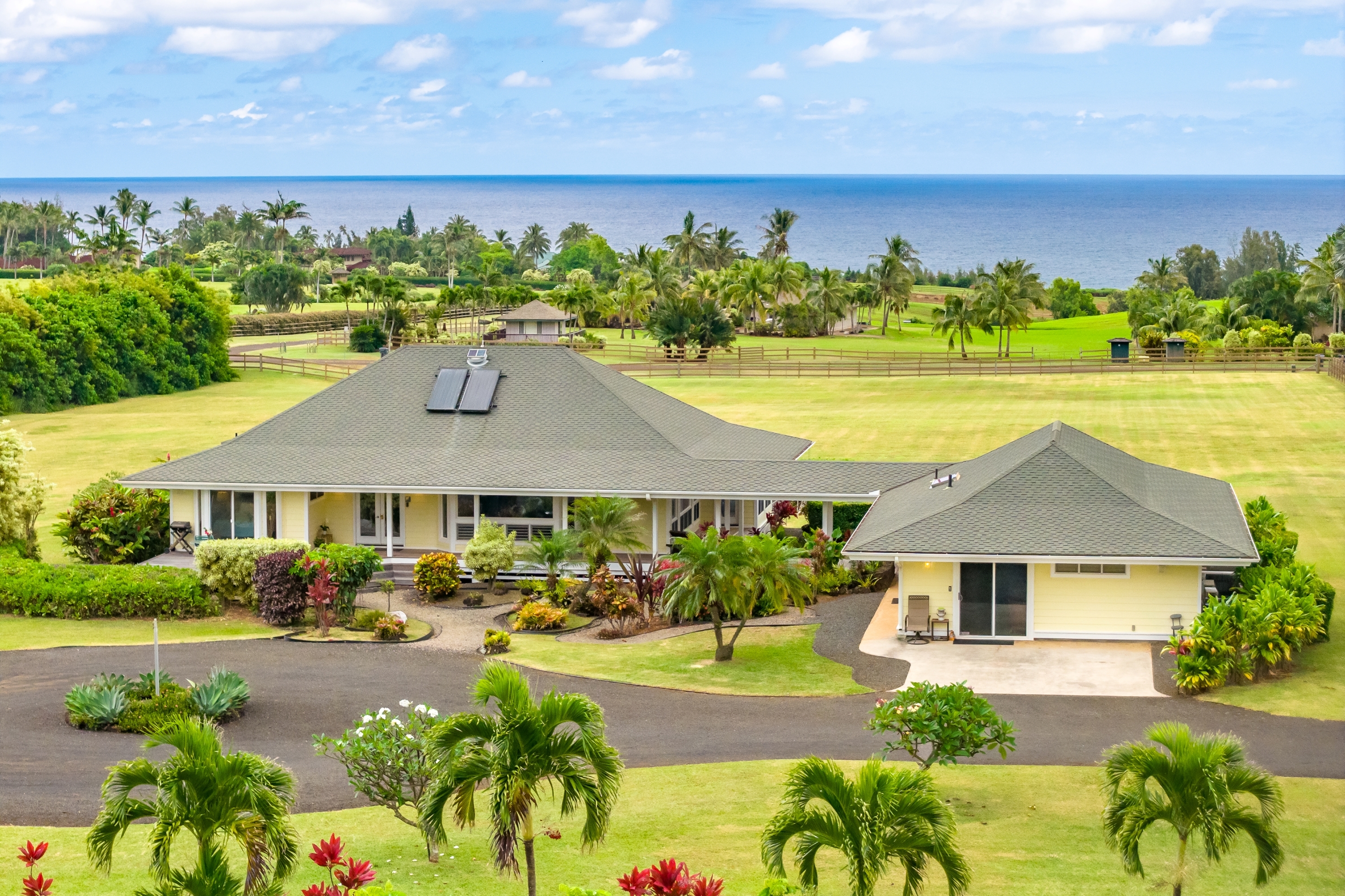 5425-C Kalalea View Dr, Anahola, HI 96703