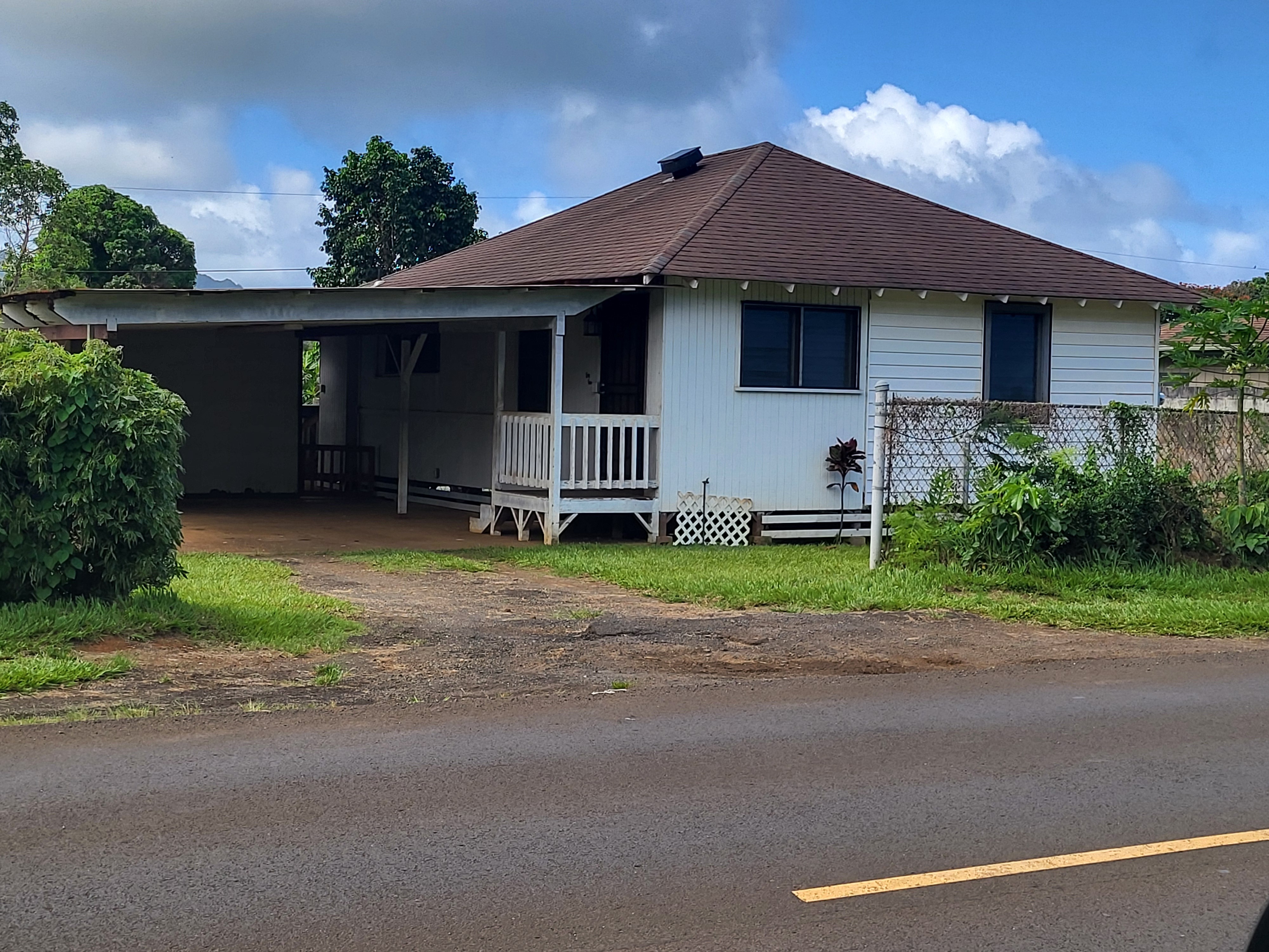 5986 Kawaihau Rd, Kapaa, HI 96746