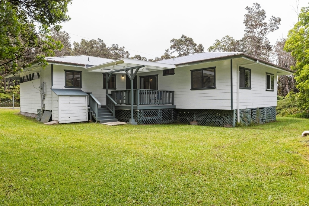 11-3889 2Nd St, Volcano, HI 96785