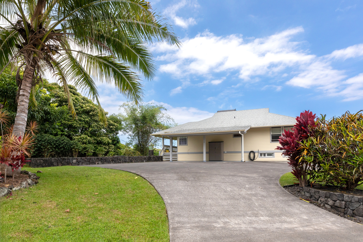 77-6128 Mamalahoa Hwy, D, Holualoa, HI 96725