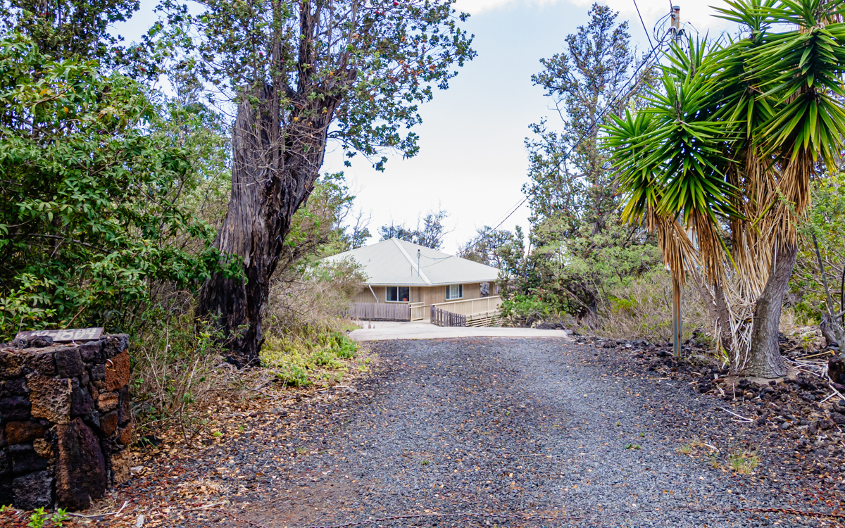 92-1804 Keaka Pkwy, Ocean View, HI 96737
