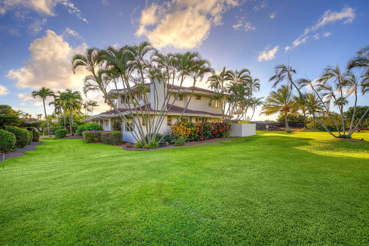 5373 Pau A Laka St, Koloa, HI 96756