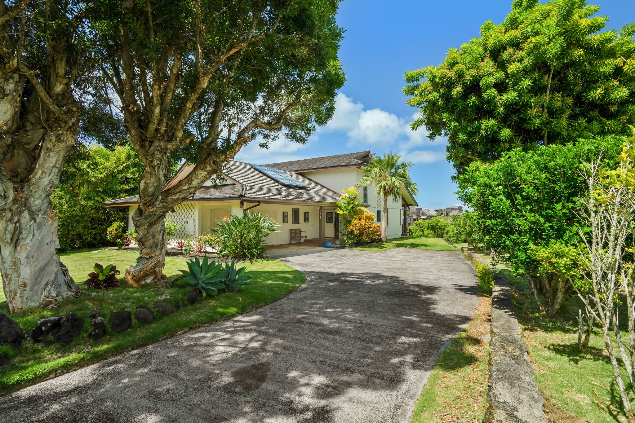 3629 Kaweonui Rd, Princeville, HI 96722