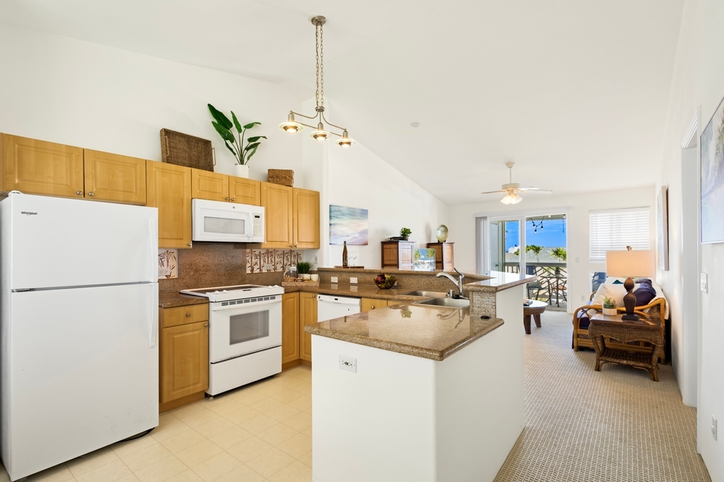 75-6009 Alii Dr, R-22, Kailua Kona, HI 96740