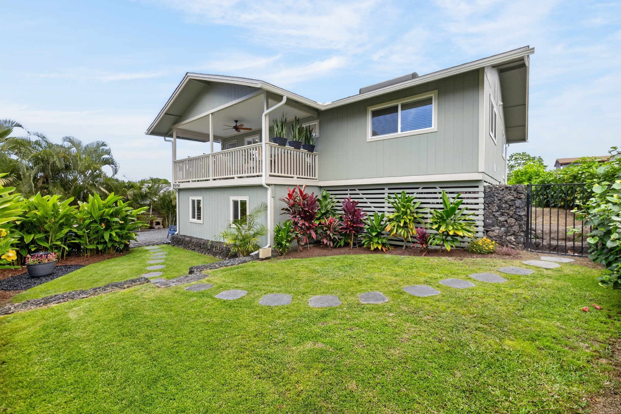 73-1157 Ala Kapua St, Kailua Kona, HI 96740