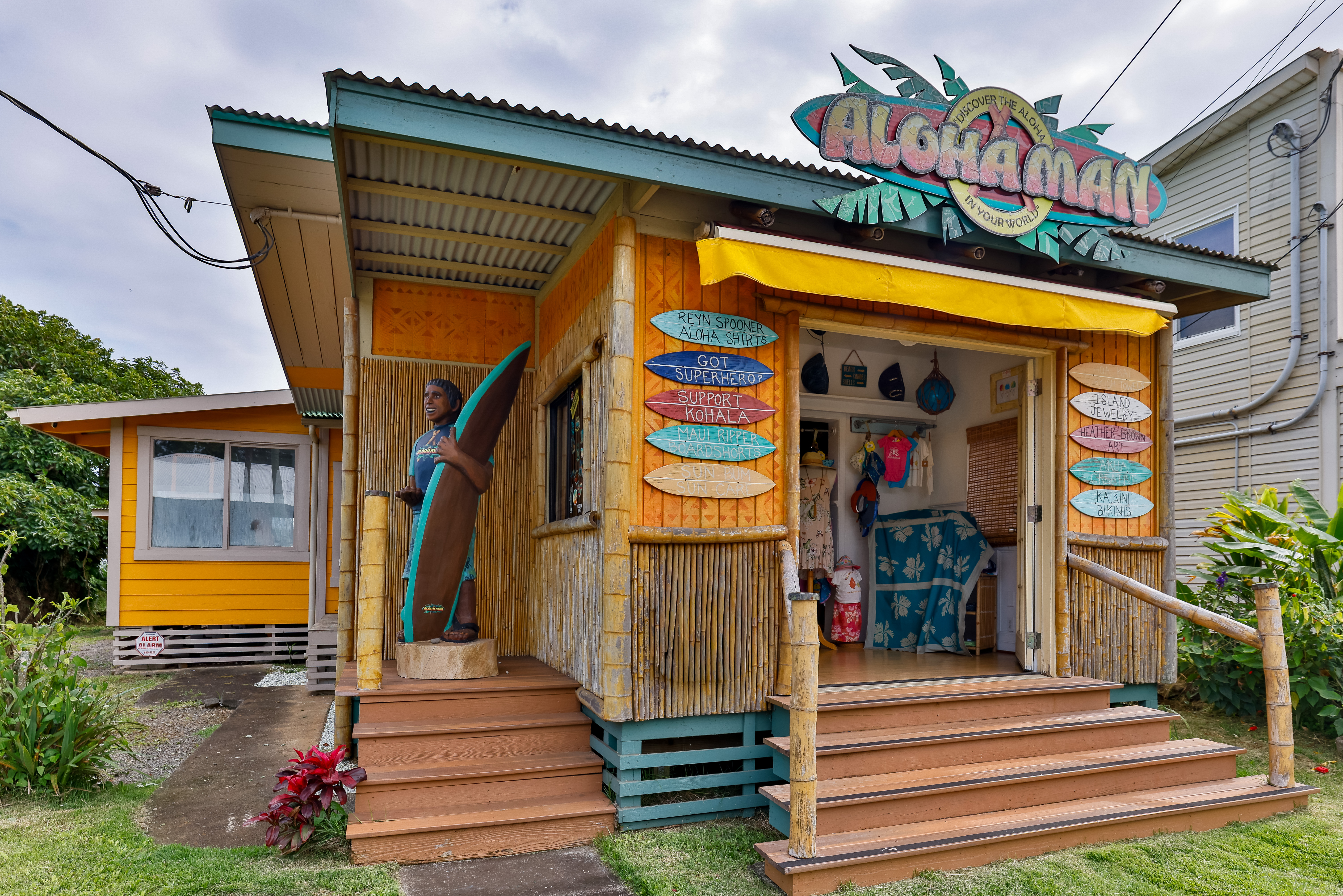 55-3411 Akoni Pule Highway, Hawi, HI 96719