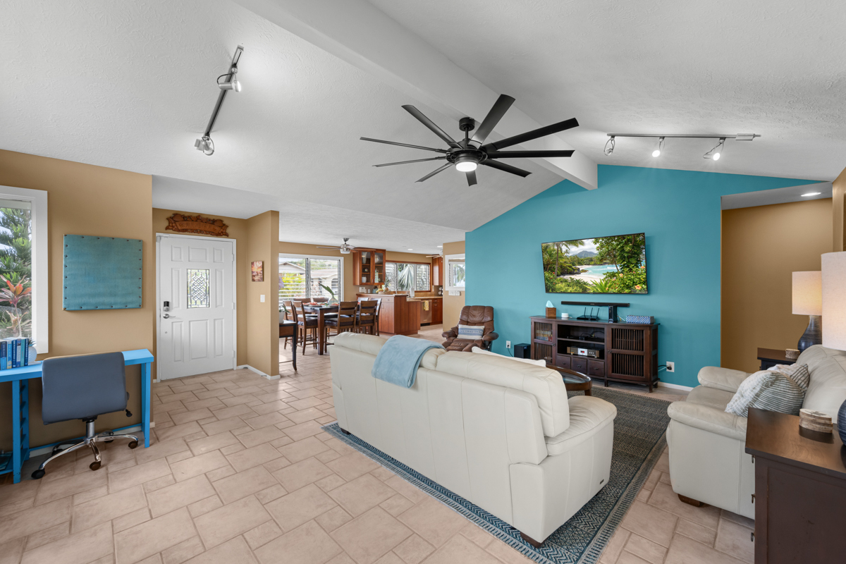 73-1218 Melomelo St, Kailua Kona, HI 96740