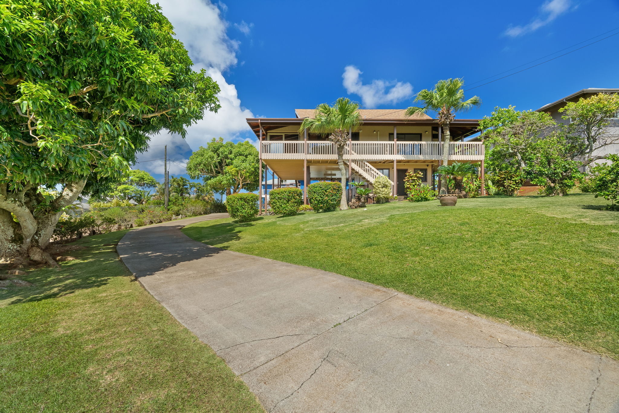 3695 Waha Rd, Kalaheo, HI 96741