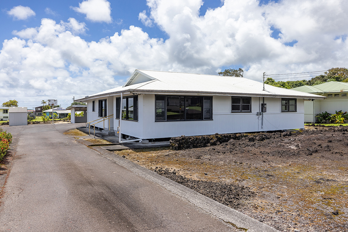 491 Naniakea St, Hilo, HI 96720