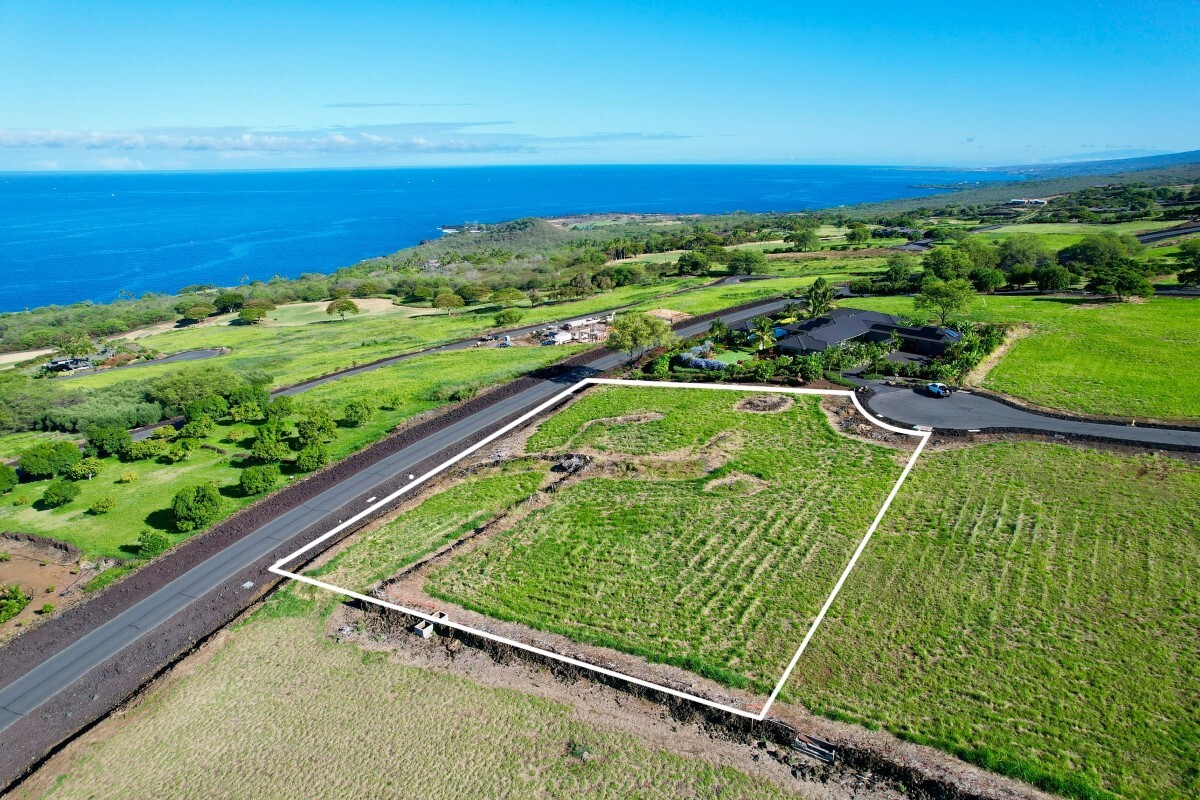 81-6546 Mau Pua Way, Kealakekua, HI 96750
