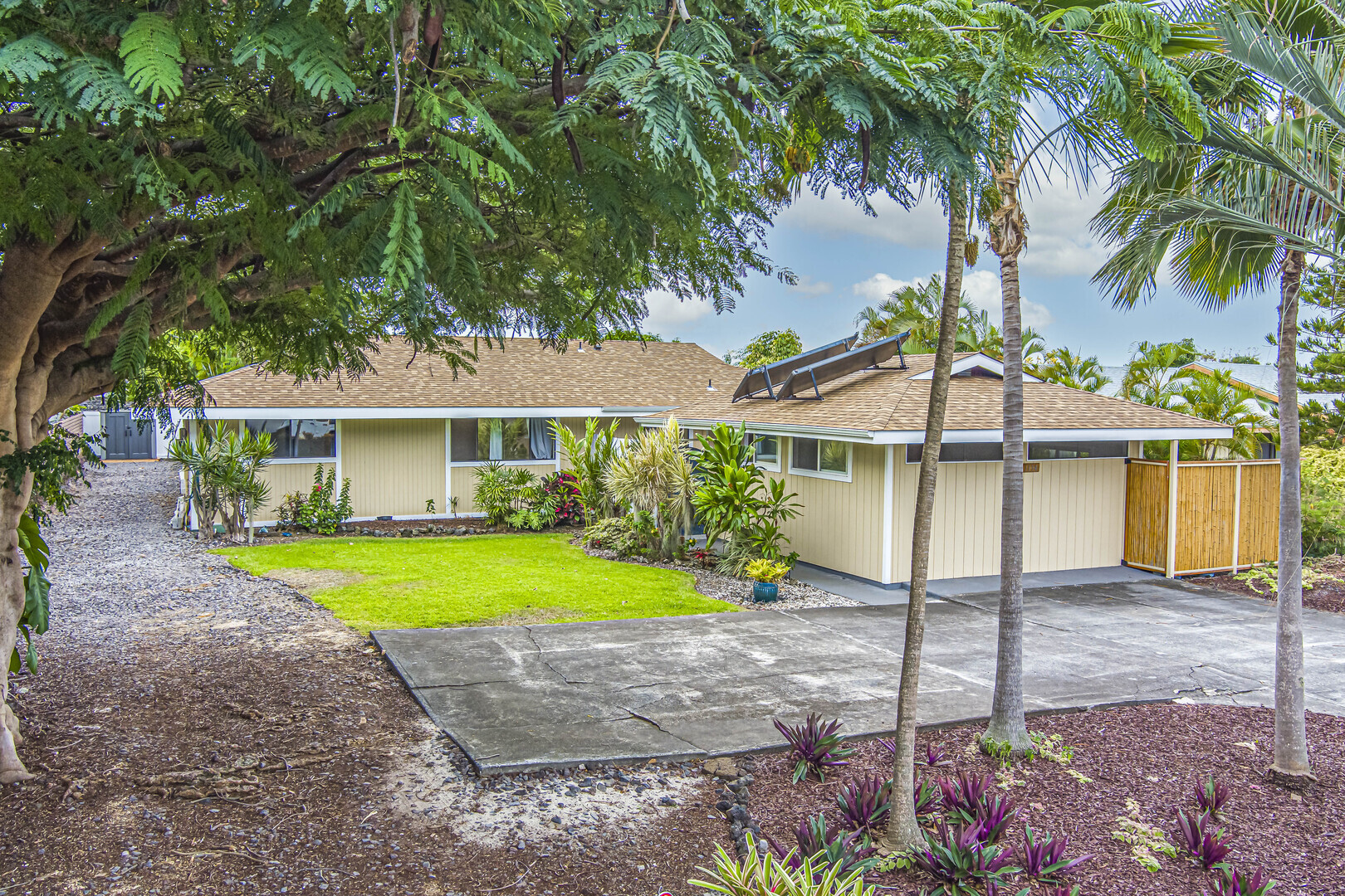 73-1154 Ala Kapua St, Kailua Kona, HI 96740