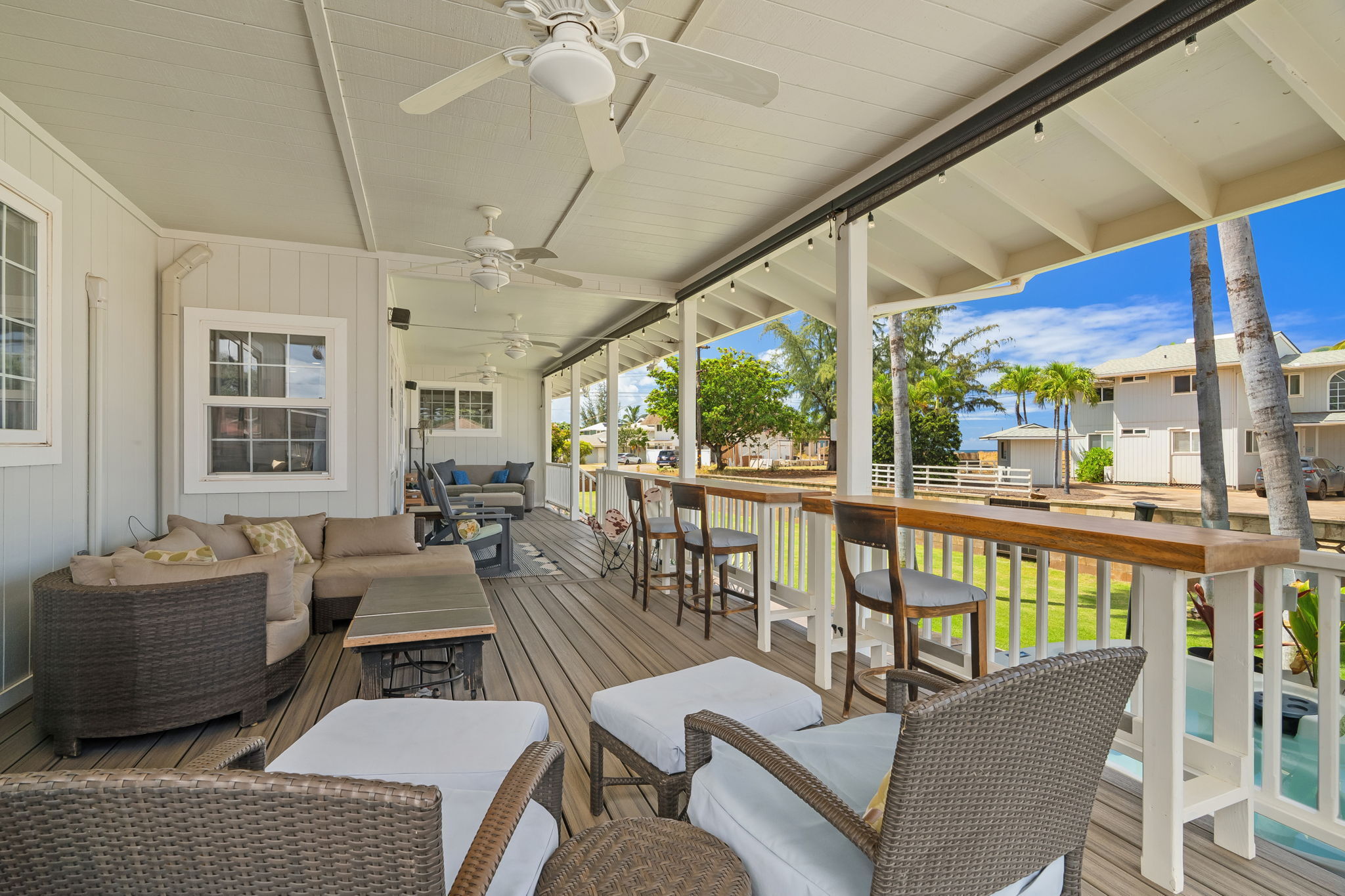 9897 Kahakai Rd, Waimea, HI 96796