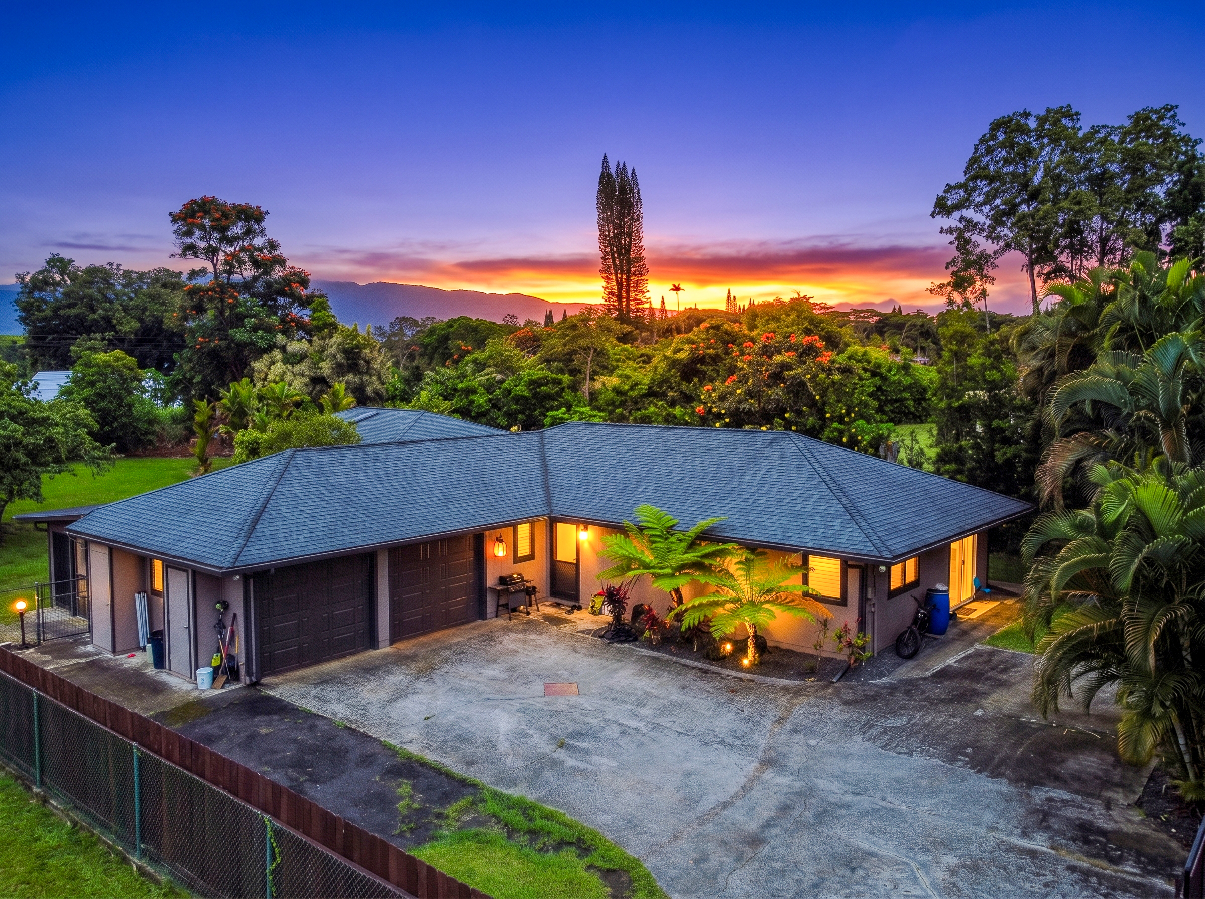 7165 Aina Pono St, Kapaa, HI 96746