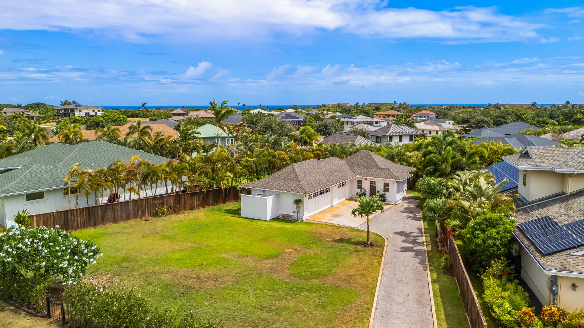 5413 Nakoa St, Koloa, HI 96756