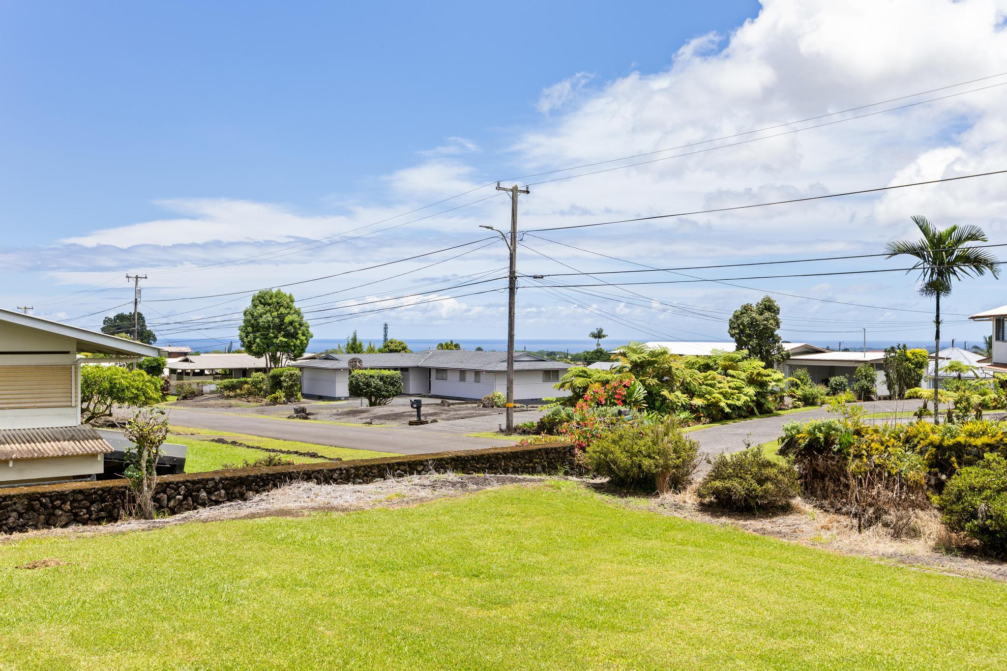 75 Hoolaulea St, Hilo, HI 96720