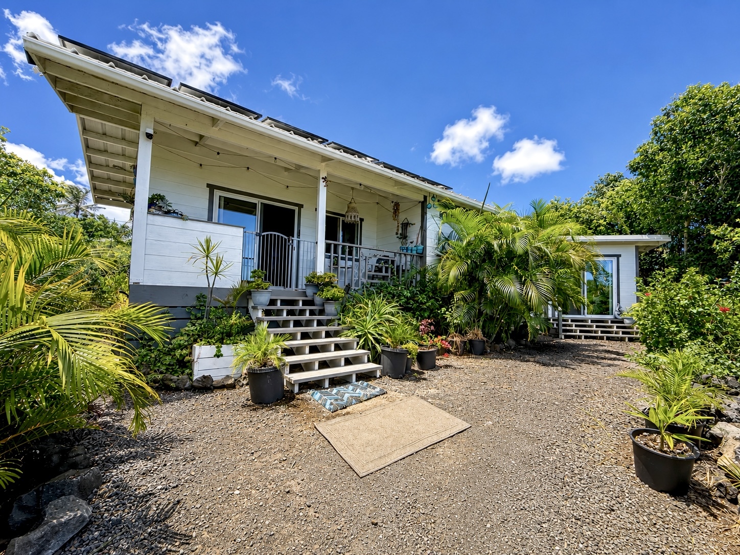 94-6356 Mauka St, Naalehu, HI 96772