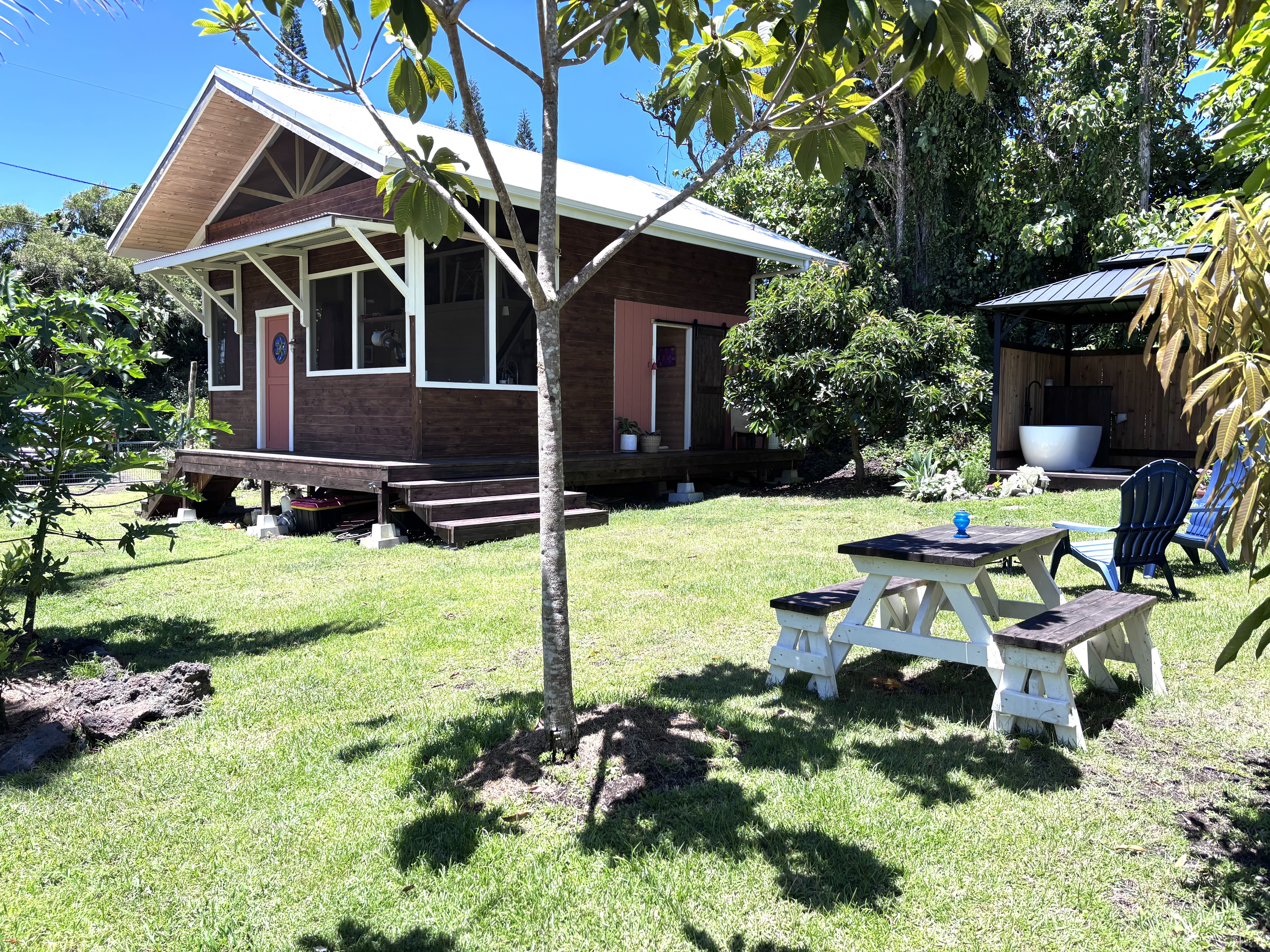 154 Koaekea St, Pahoa, HI 96778