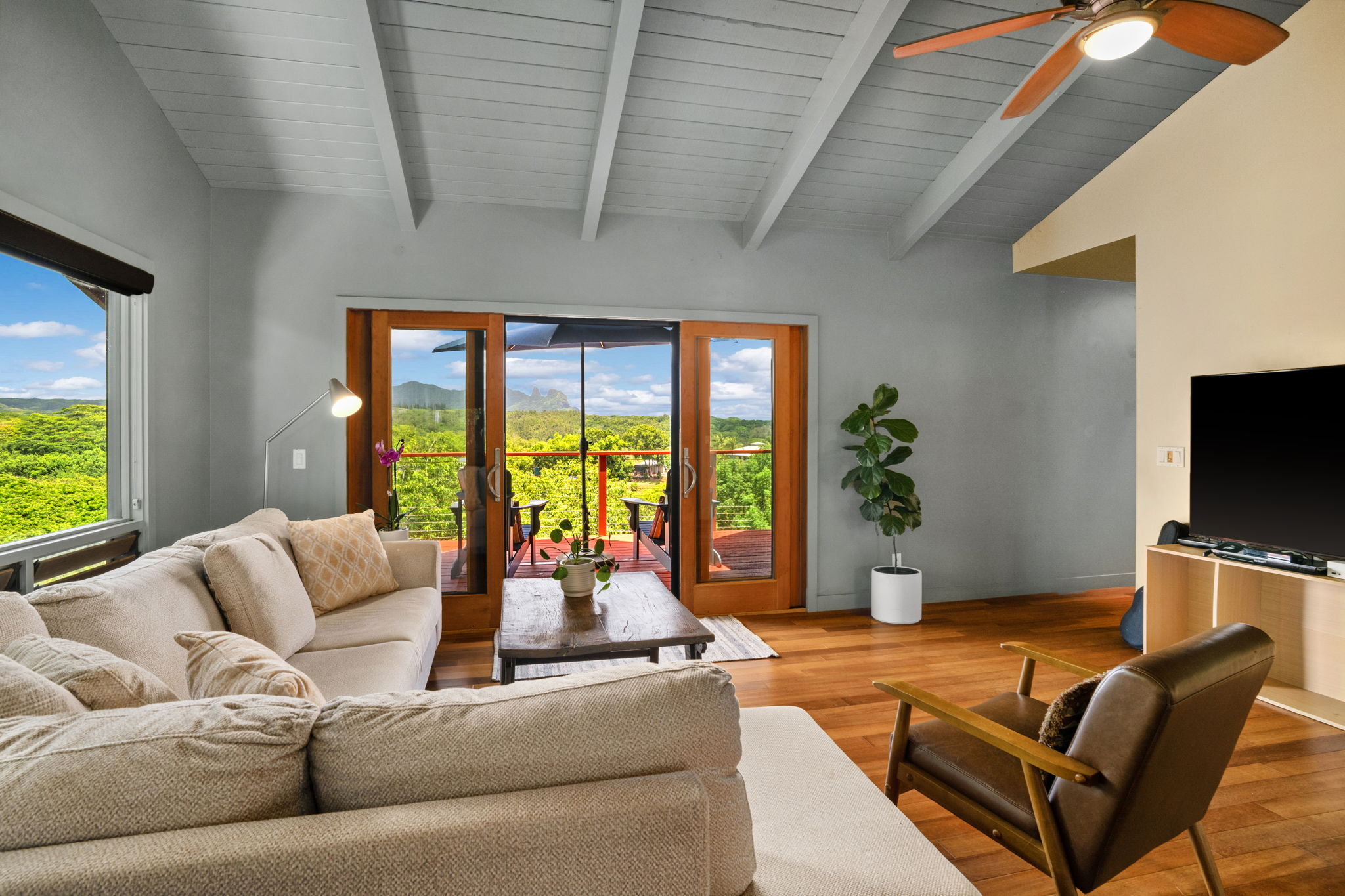 5384 Kumole St, Kapaa, HI 96746