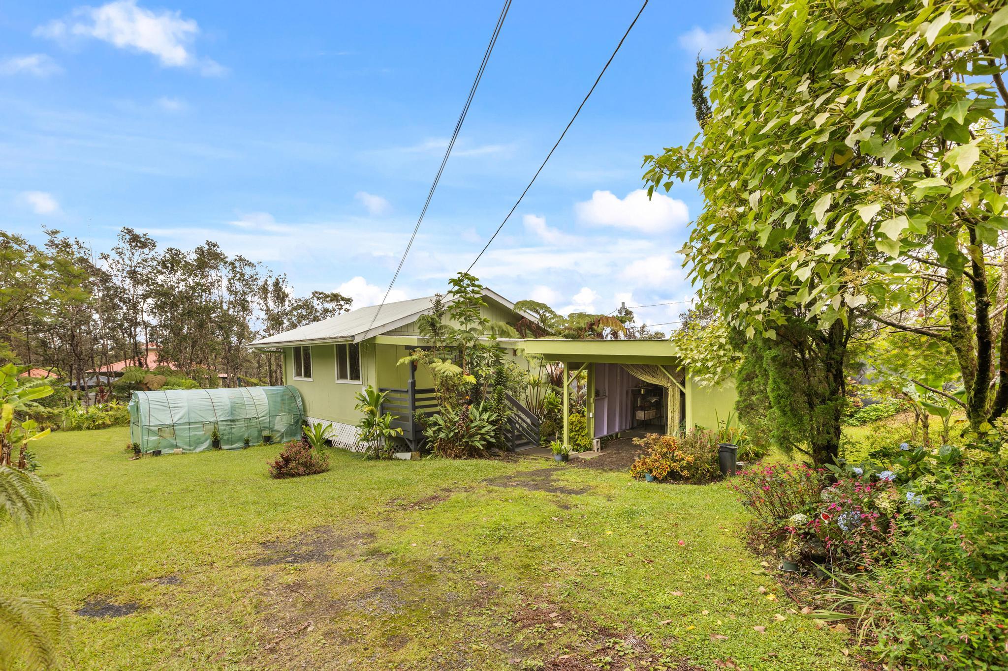 11-3324 Mokuna St, Volcano, HI 96785