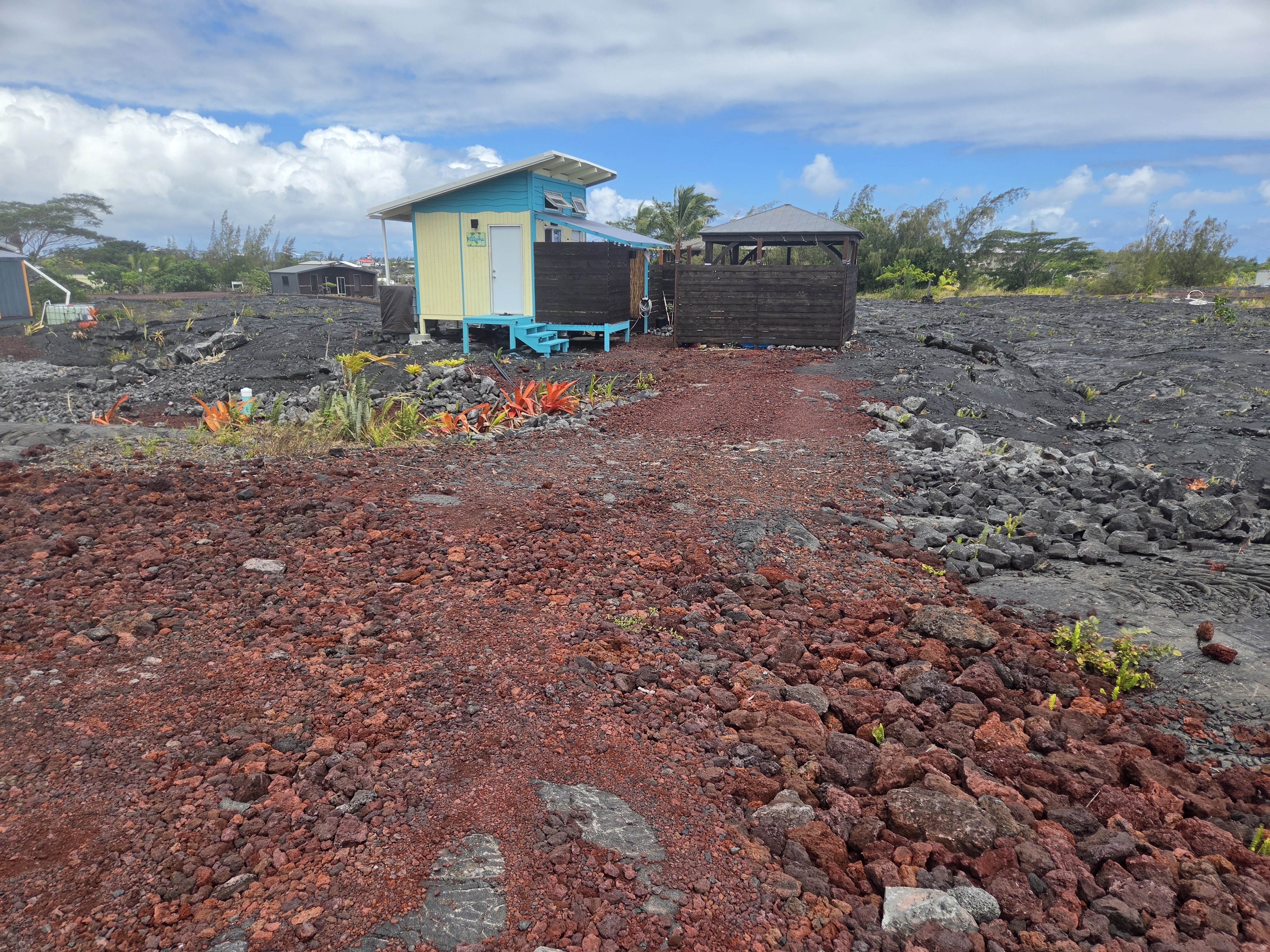 1 	 Makani Rd, Pahoa, HI 96778
