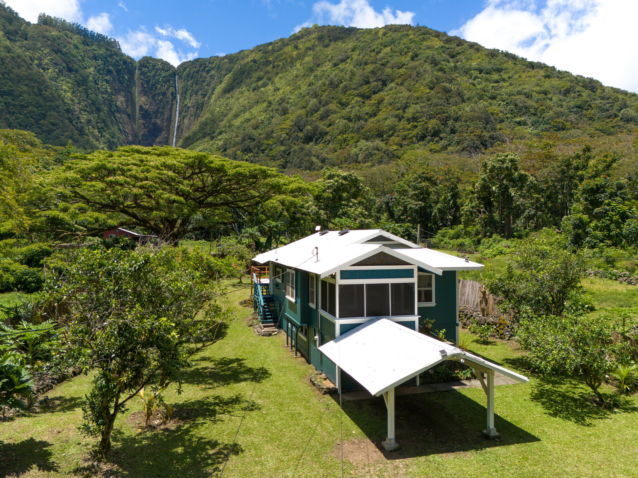 49-5791 Waipio Valley Rd, Honokaa, HI 96727