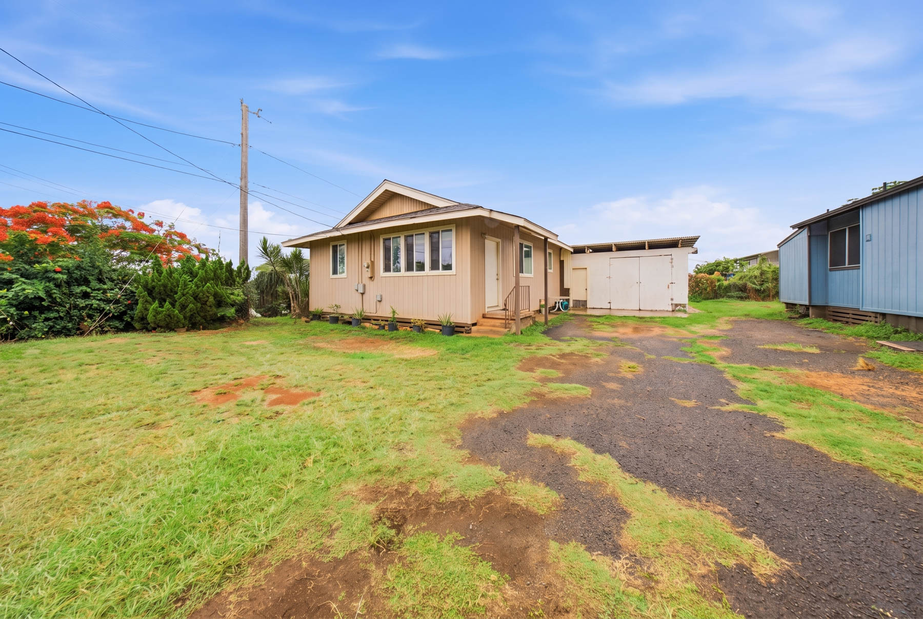 5053 Kawaihau Rd, Kapaa, HI 96746