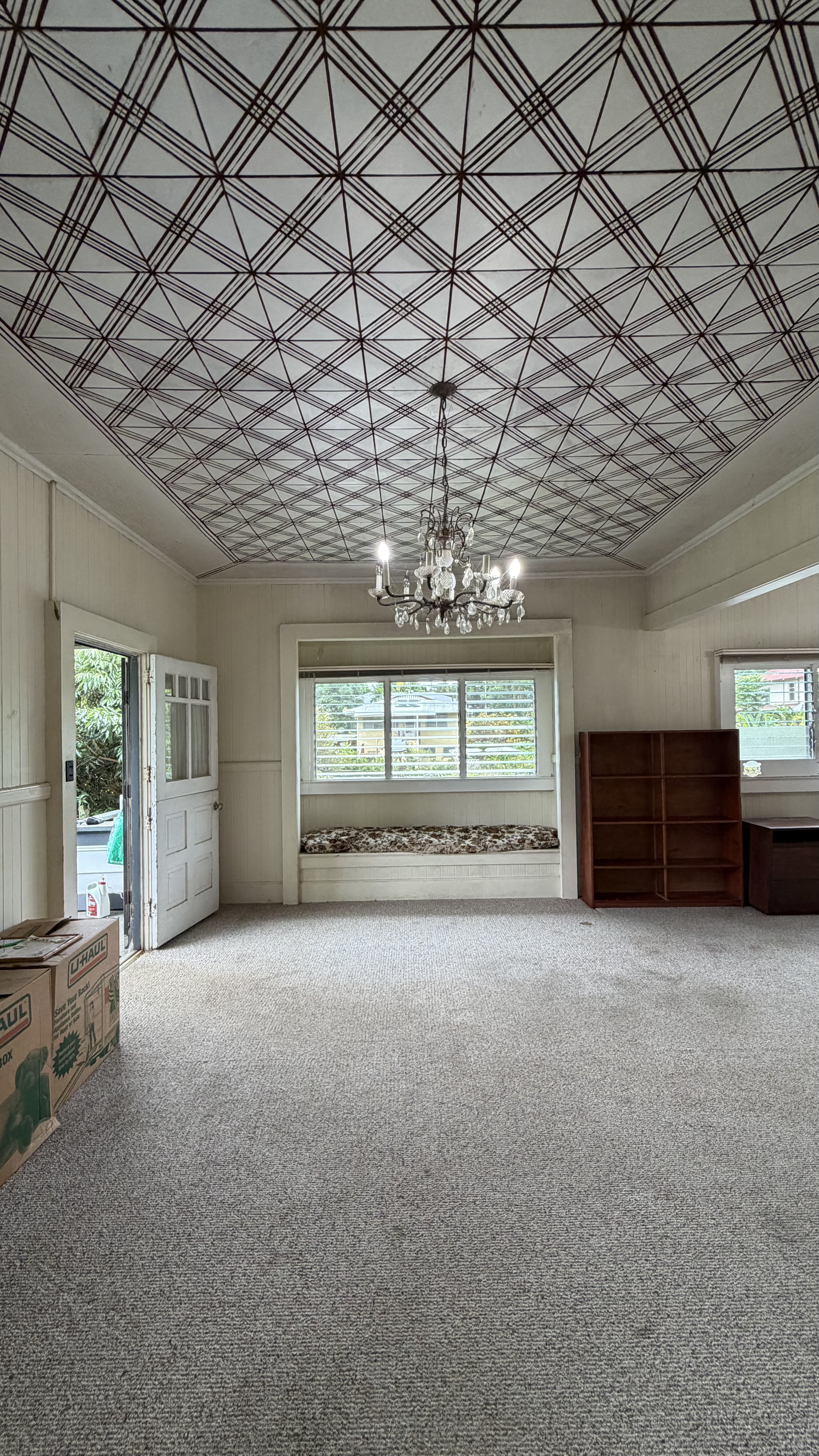 156 Wainaku St, Hilo, HI 96720