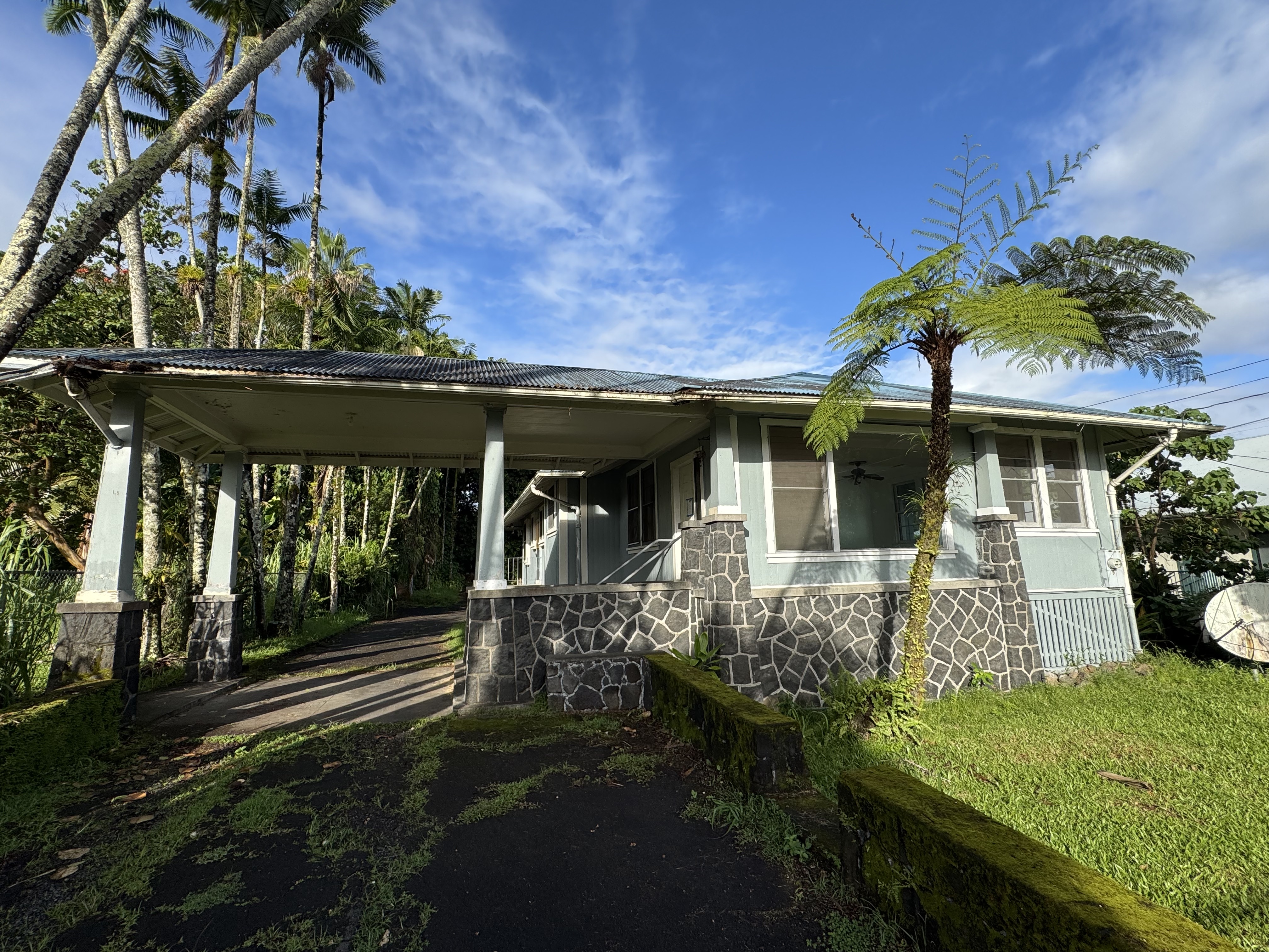 1186 Kinoole St, Hilo, HI 96720
