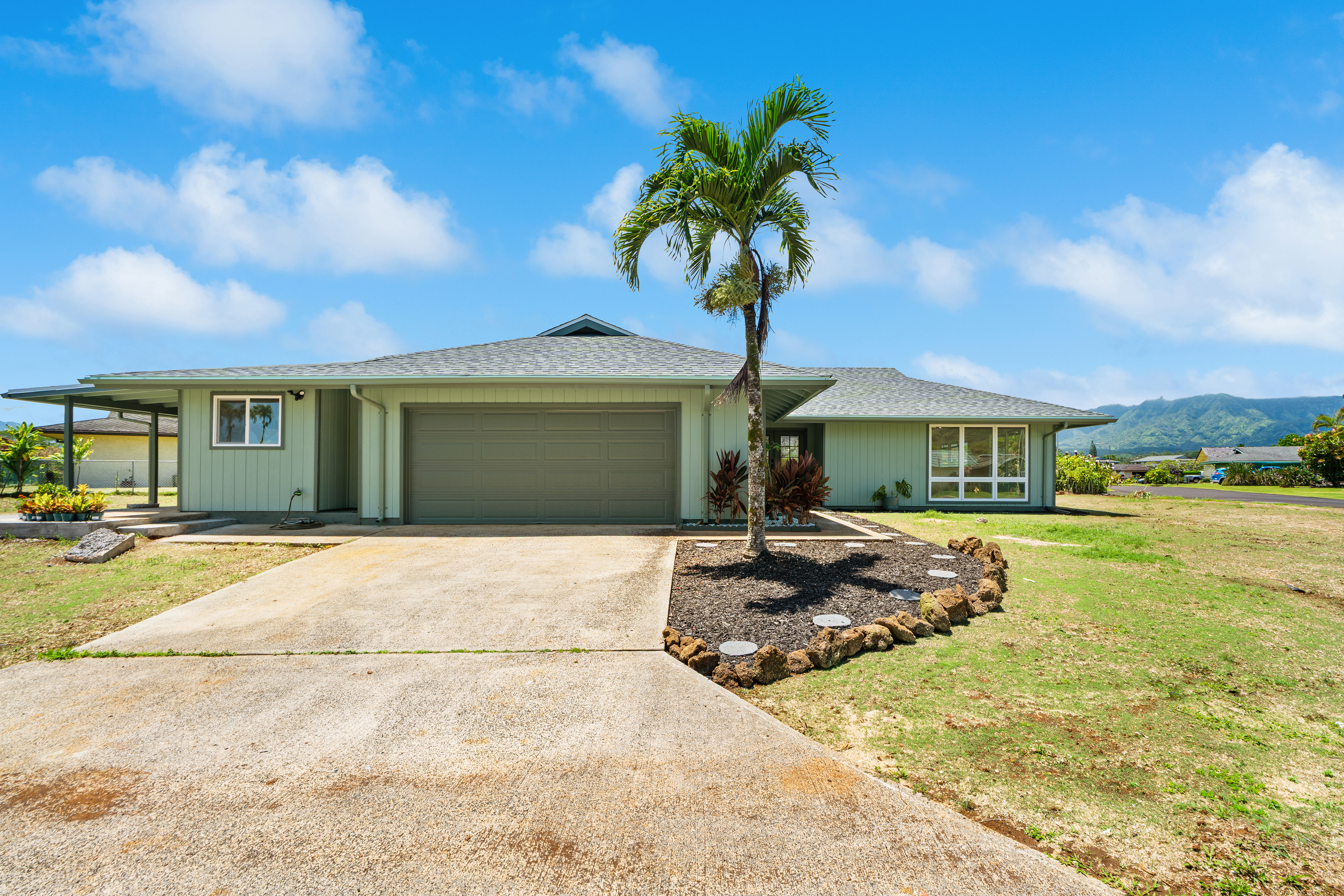 6466 Kaahele St, Kapaa, HI 96746