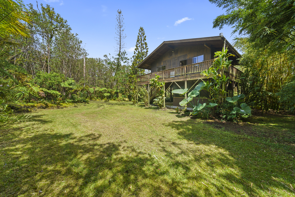 11-2343 Makoa Rd, Volcano, HI 96785