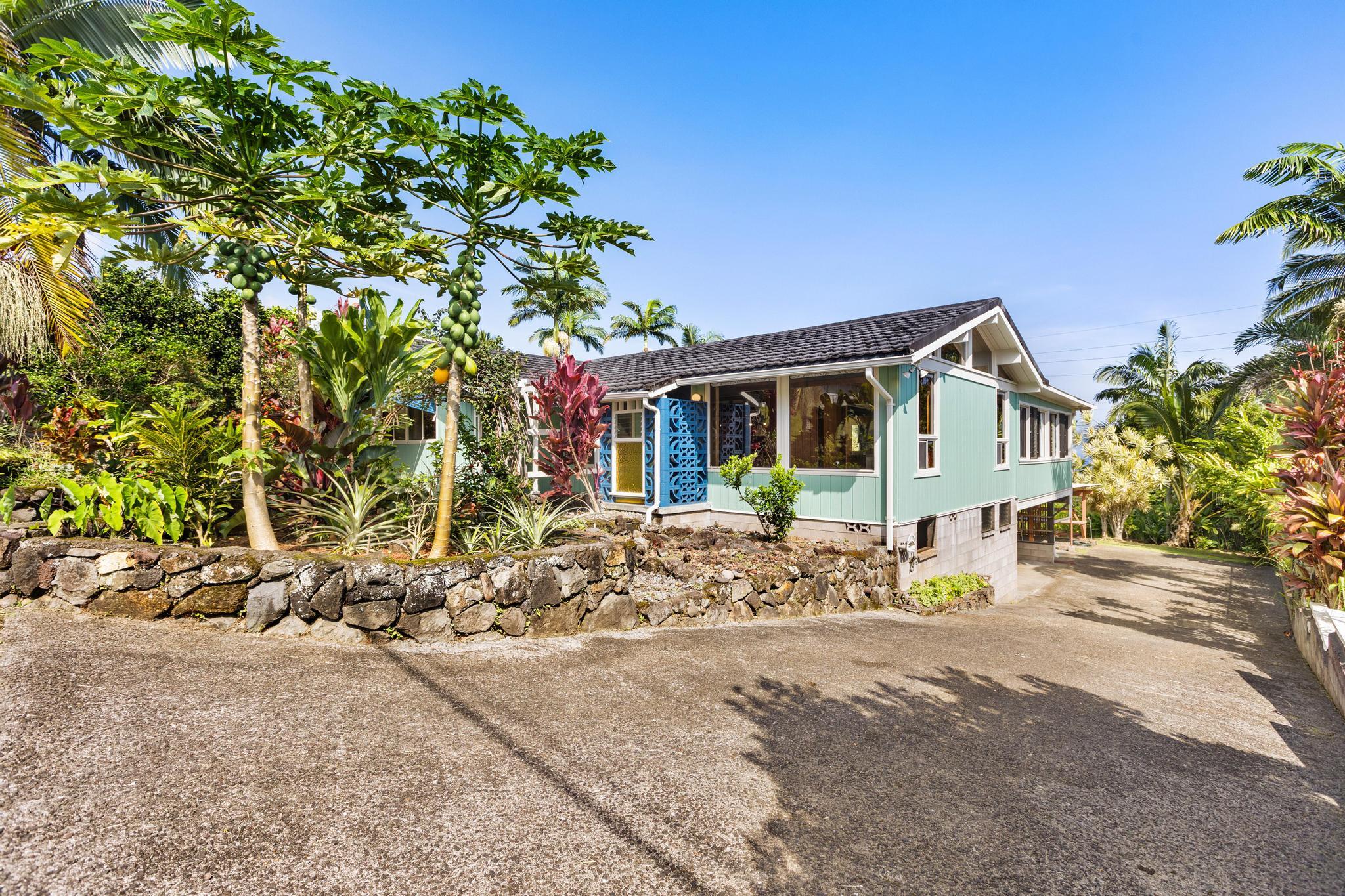 36-132 Manowaiopae Homestead Rd, Laupahoehoe, HI 96764