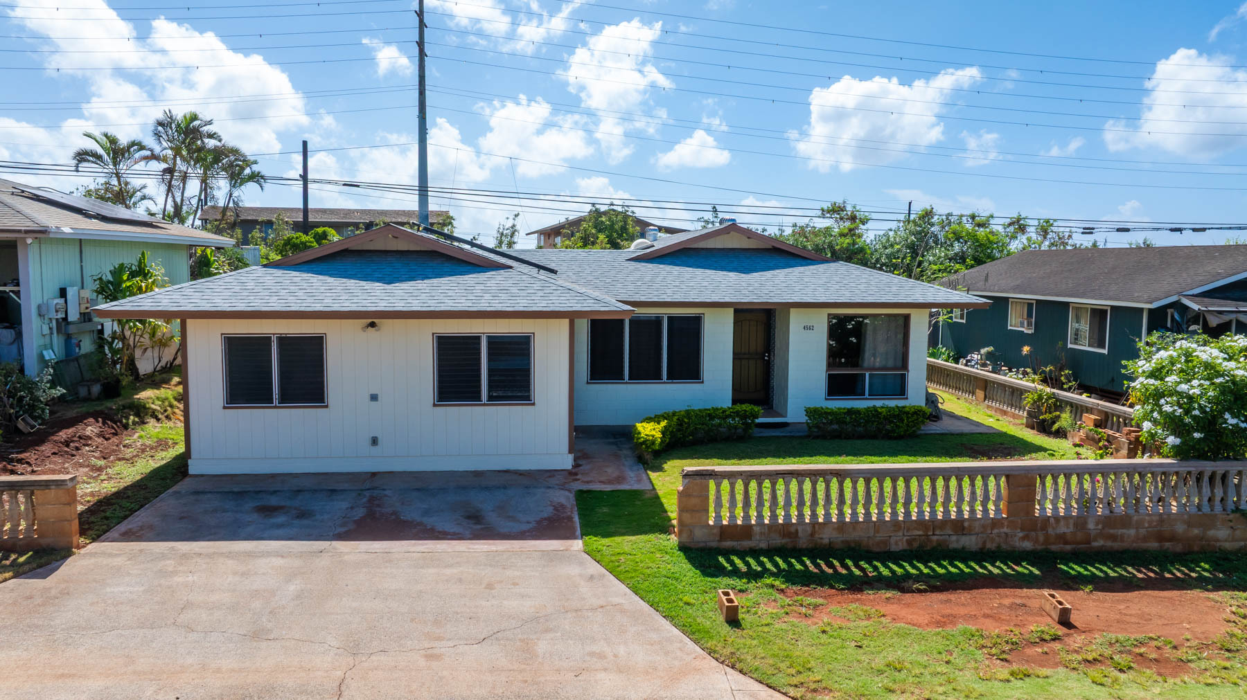 4562 Pualei St, Eleele, HI 96705