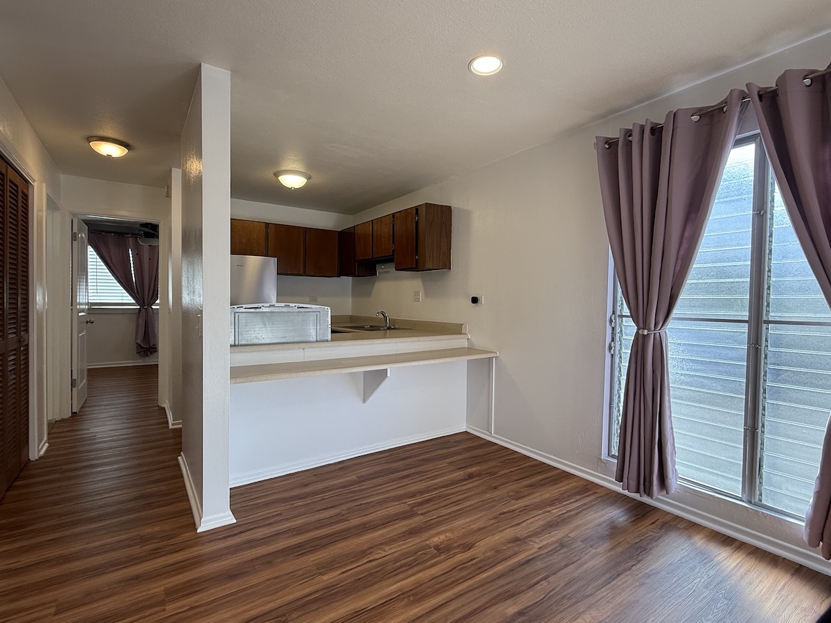 33 Hualalai  St, 207, Hilo, HI 96720