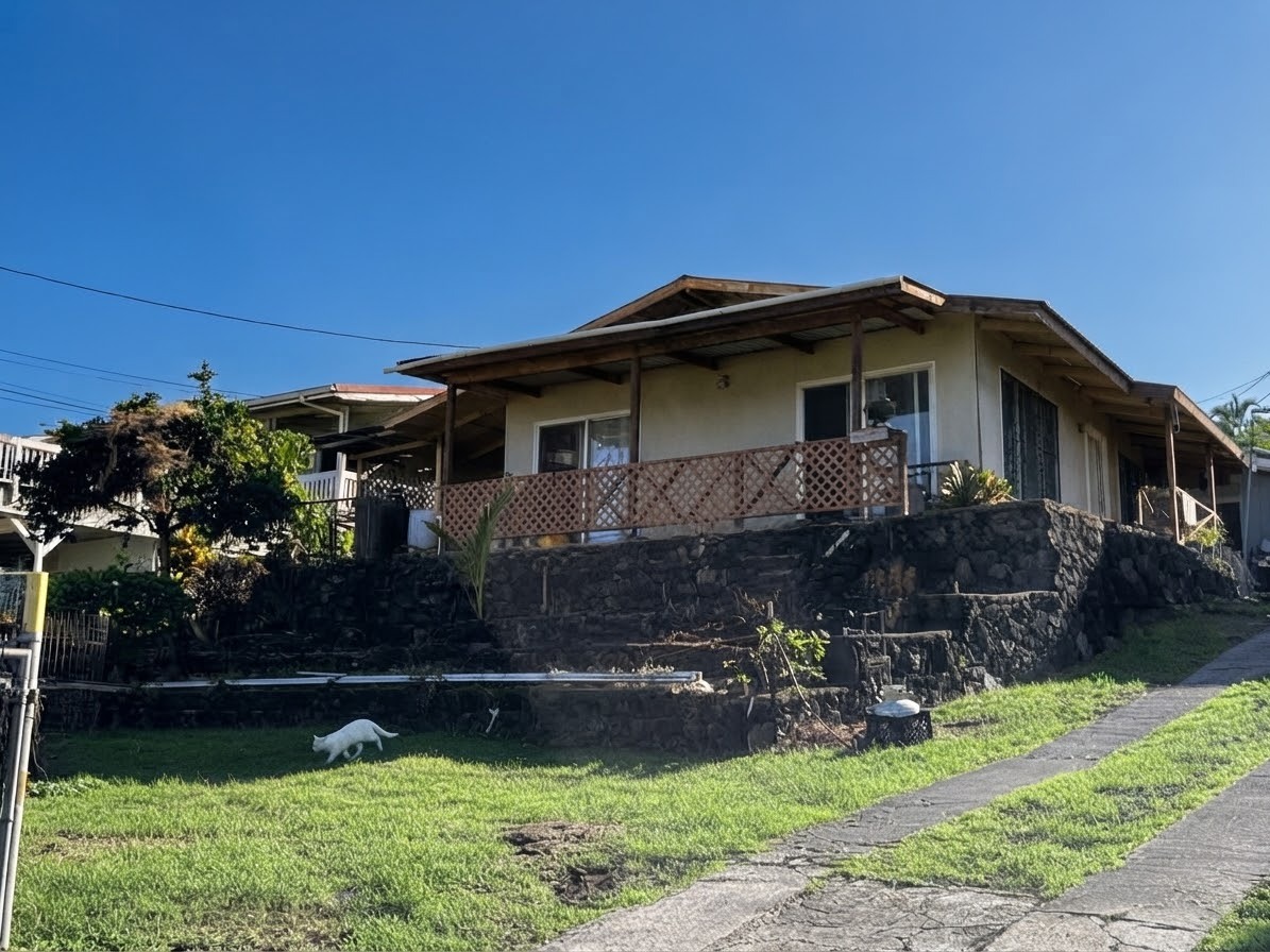 73-4215 Kiekie St, Kailua Kona, HI 96740