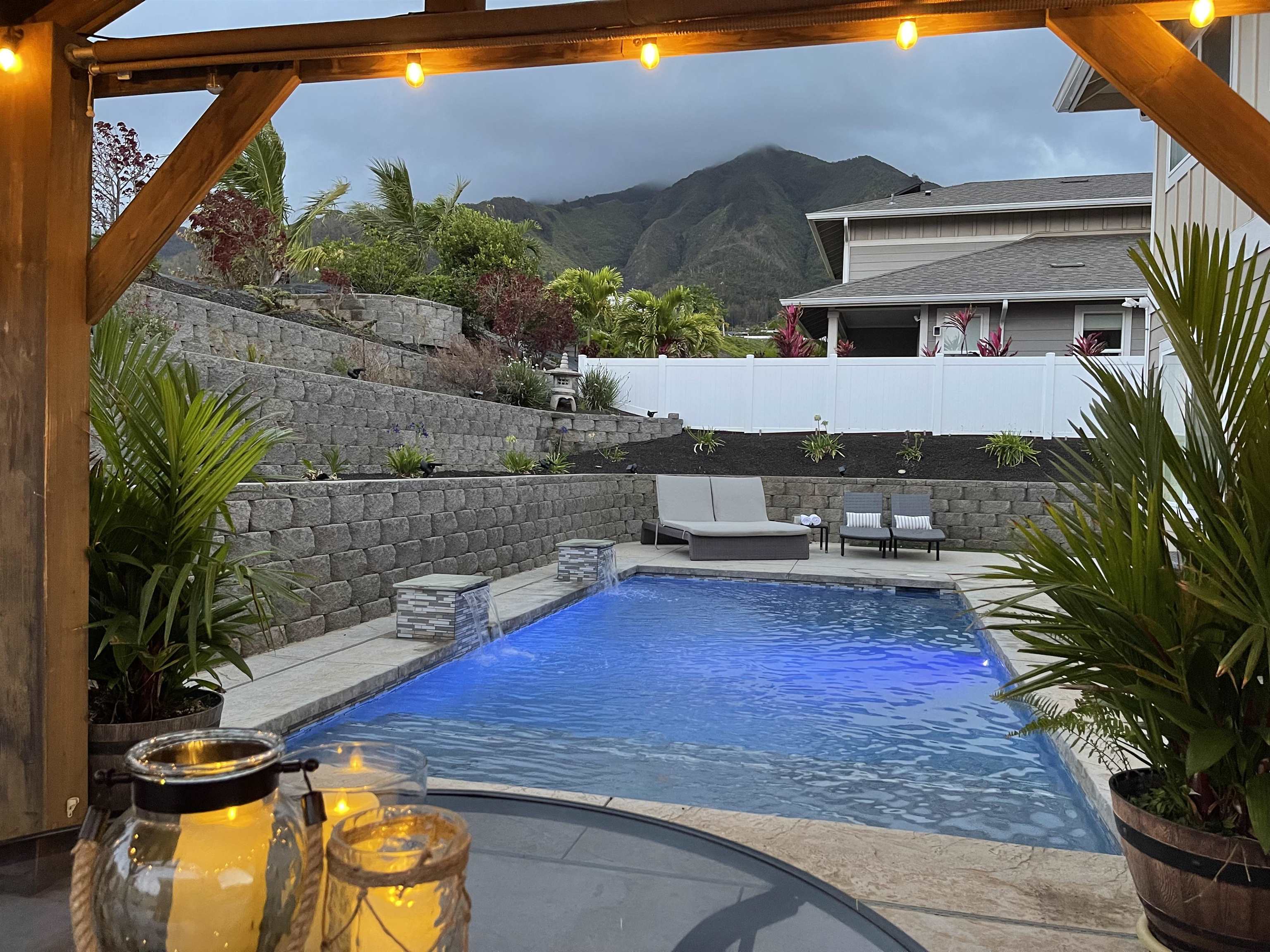 99 Ka Ikena Loop, Wailuku, HI 96793