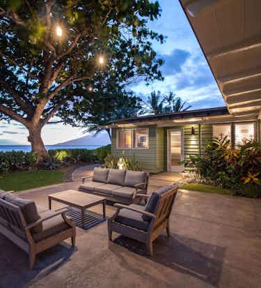 Upcoming 2 of bedrooms 2 of bathrooms Open house in Kihei on 11/30 @ 2:00PM-5:00PM listed at $4,750,000