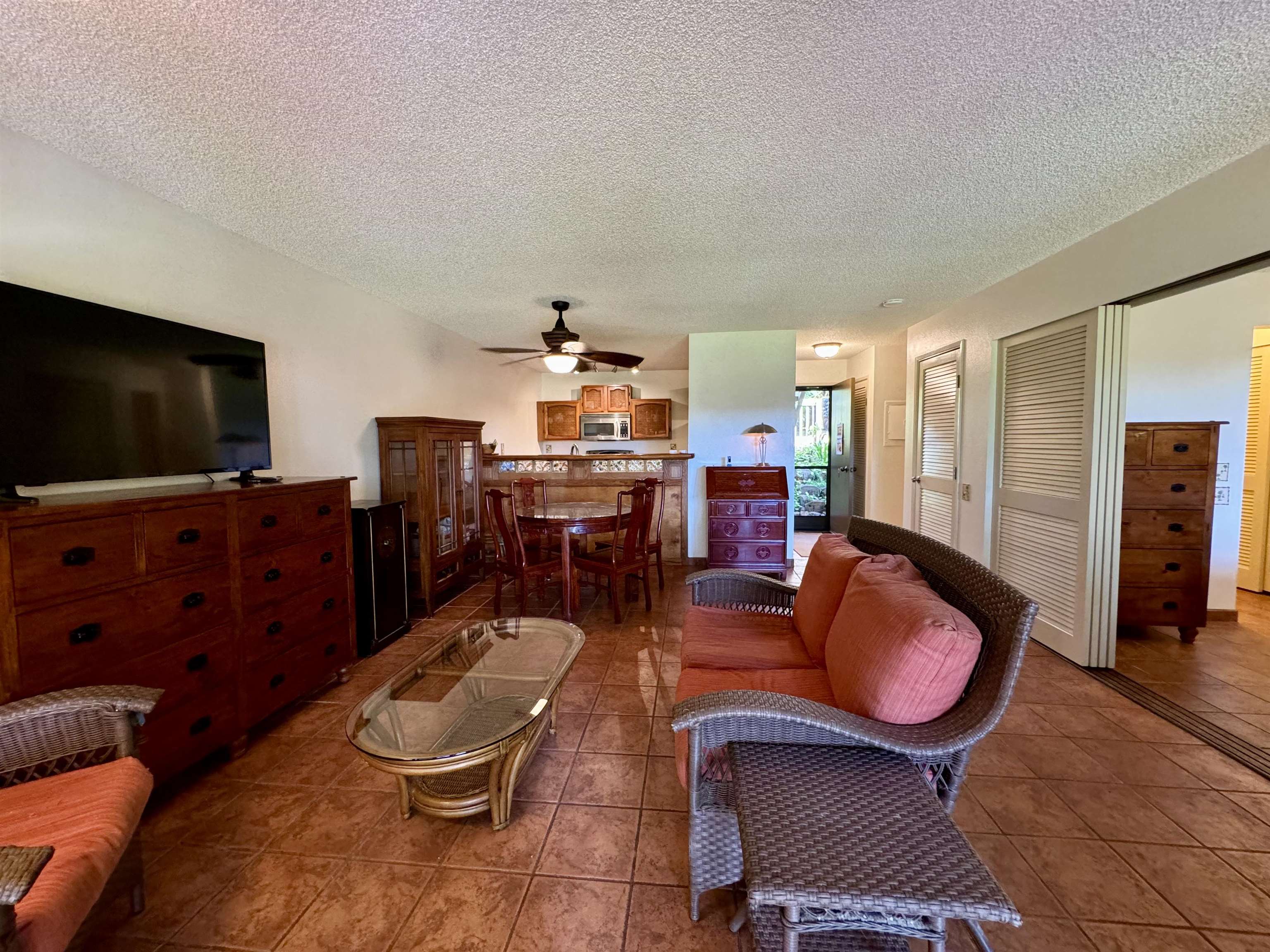 50 Kepuhi Pl, 103, Maunaloa, HI 96770