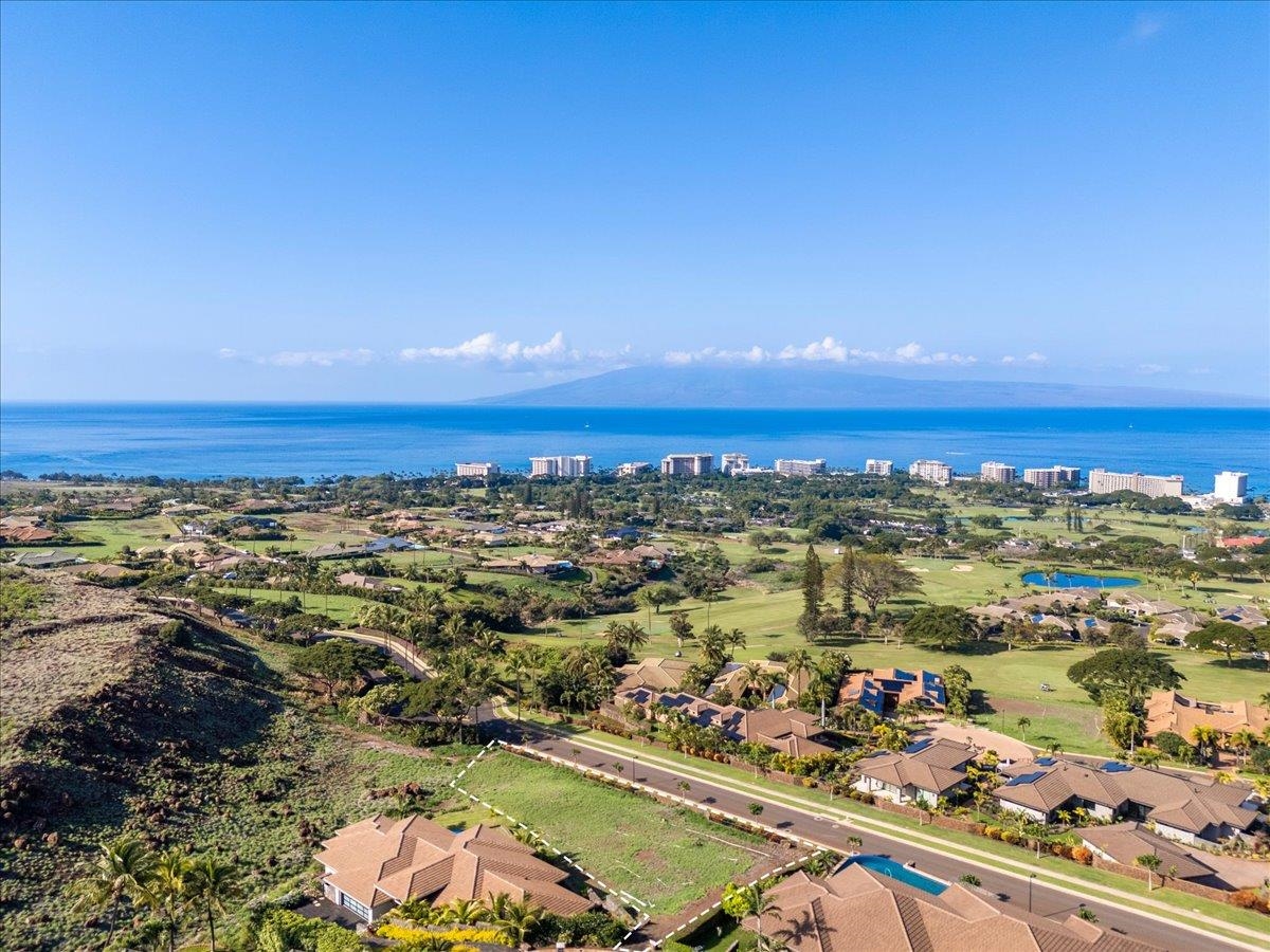 56 Mahi Pua Pl, Lahaina, HI 96761