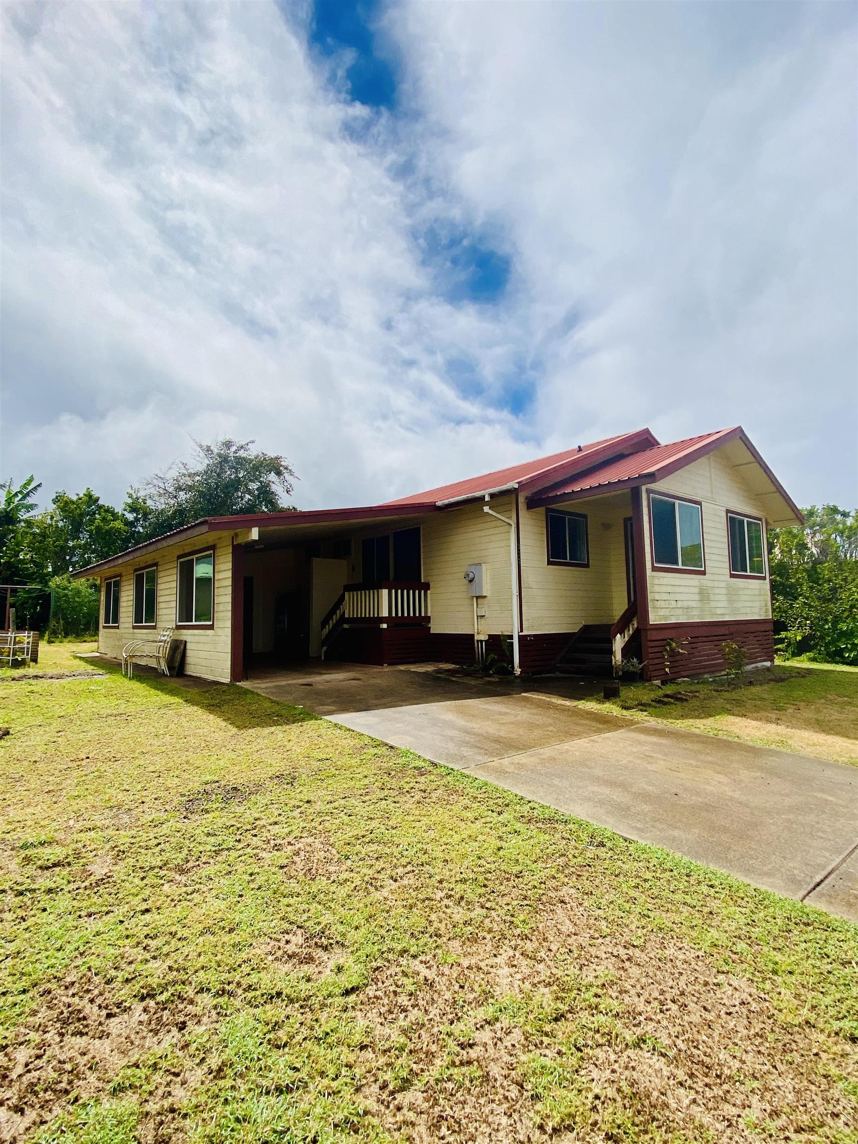 337 Ahakea St, Lanai City, HI 96763