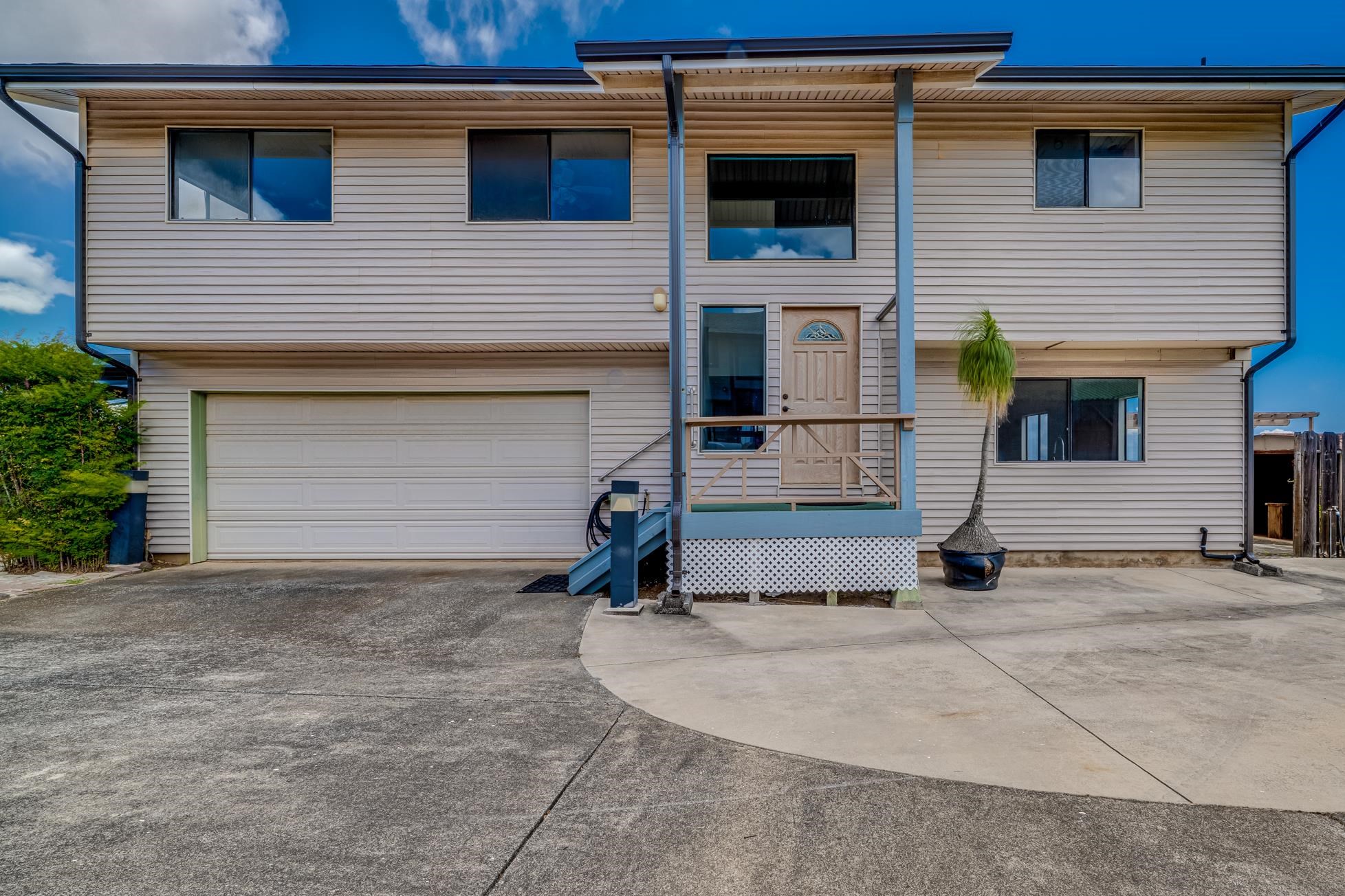 244 Makaleha Pl, Makawao, HI 96768