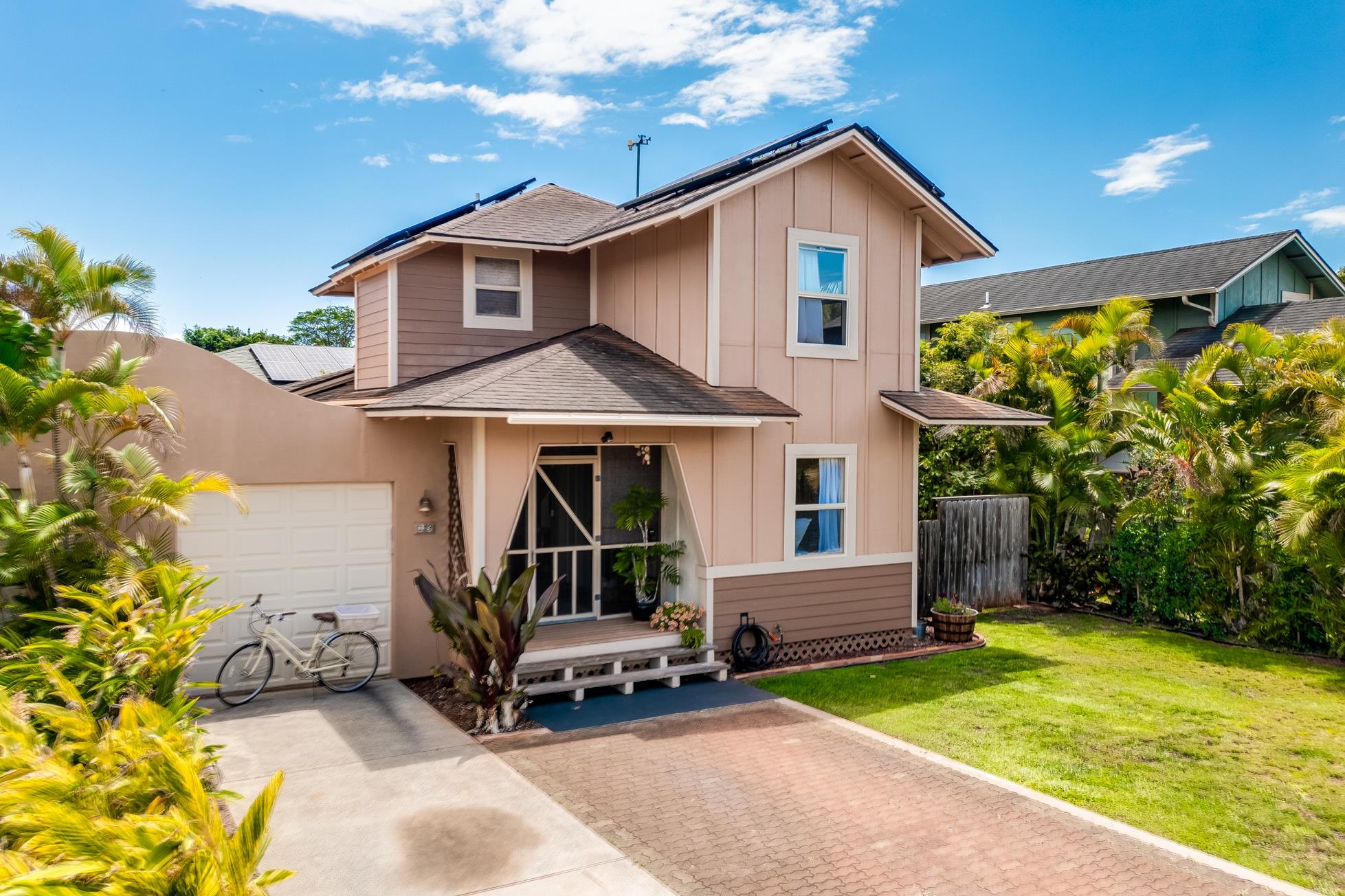 19 Hoku Pl, Paia, HI 96779