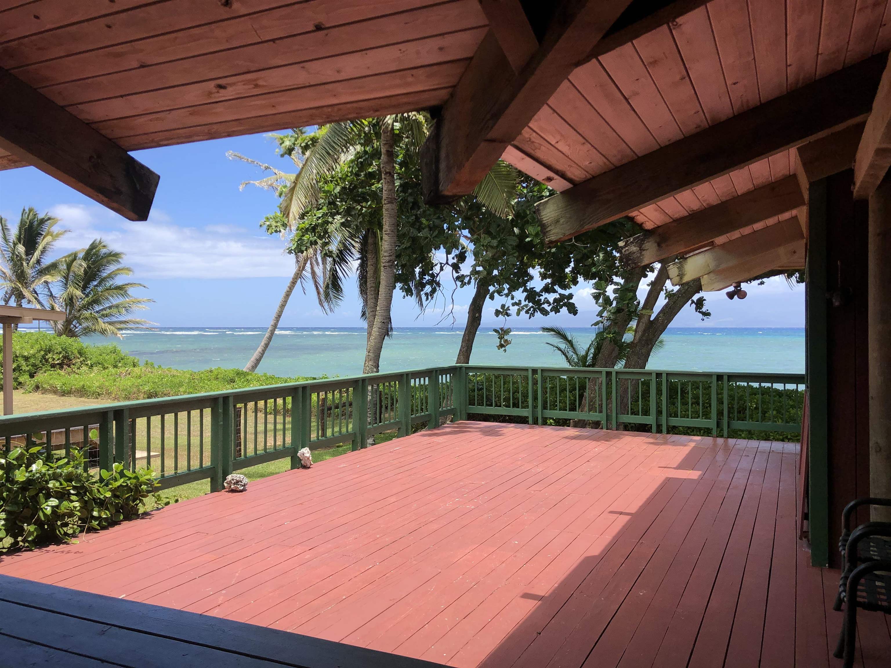 10464 Kamehameha V Hwy, Kaunakakai, HI 96748