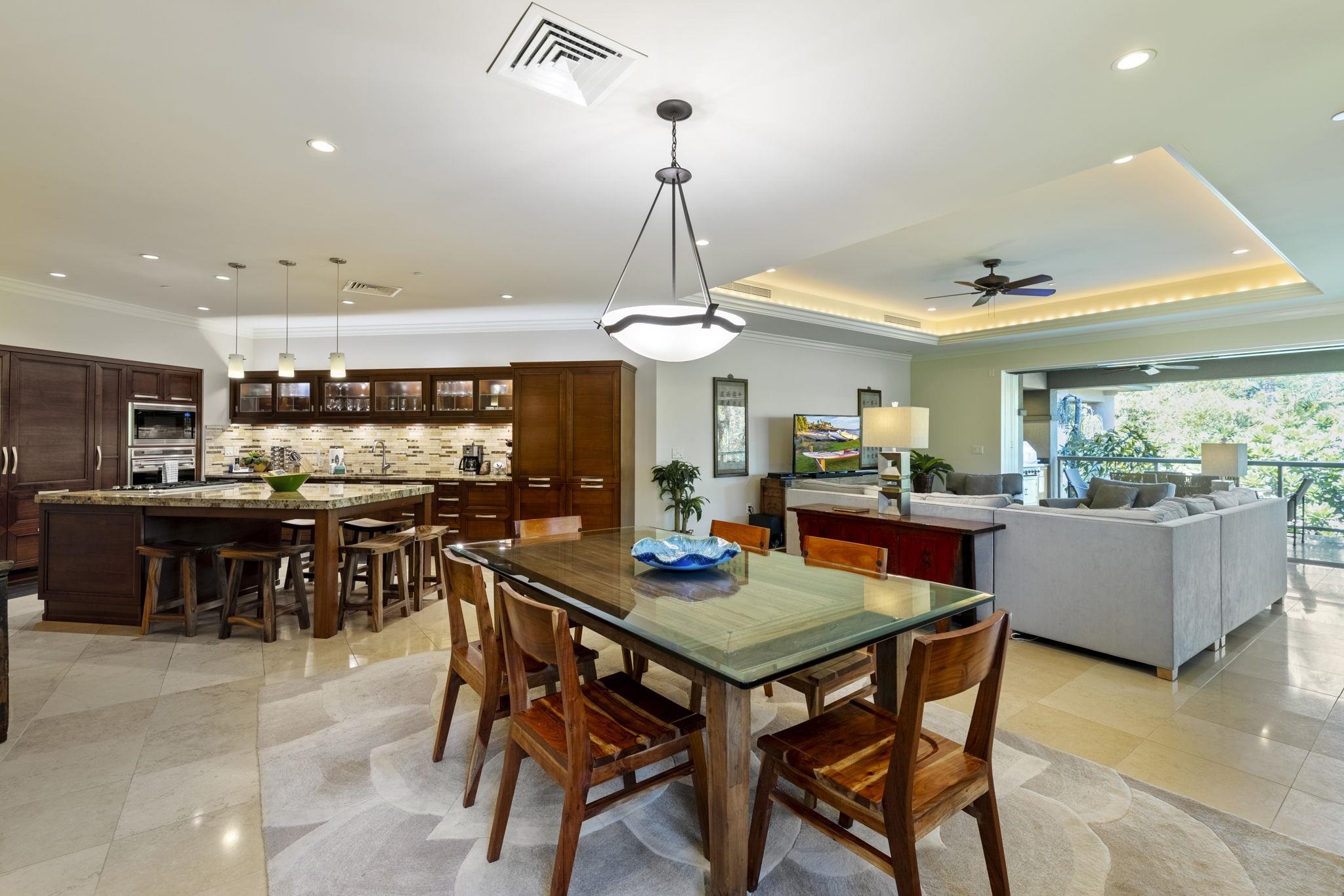 24 Hoolei Cir, T-1, Kihei, HI 96753