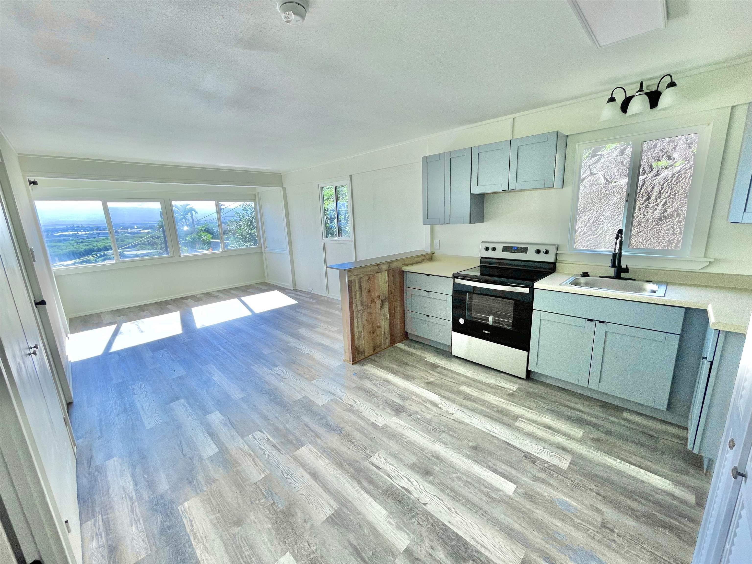 471 Liholiho St, 13, Wailuku, HI 96793