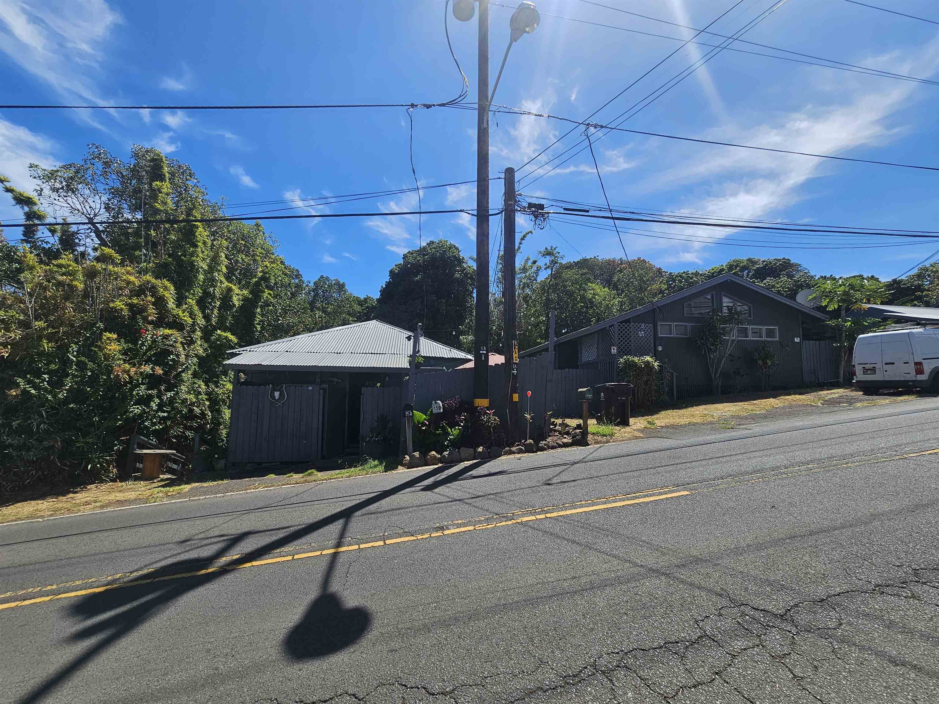 15 Olinda Rd, Makawao, HI 96768-7361