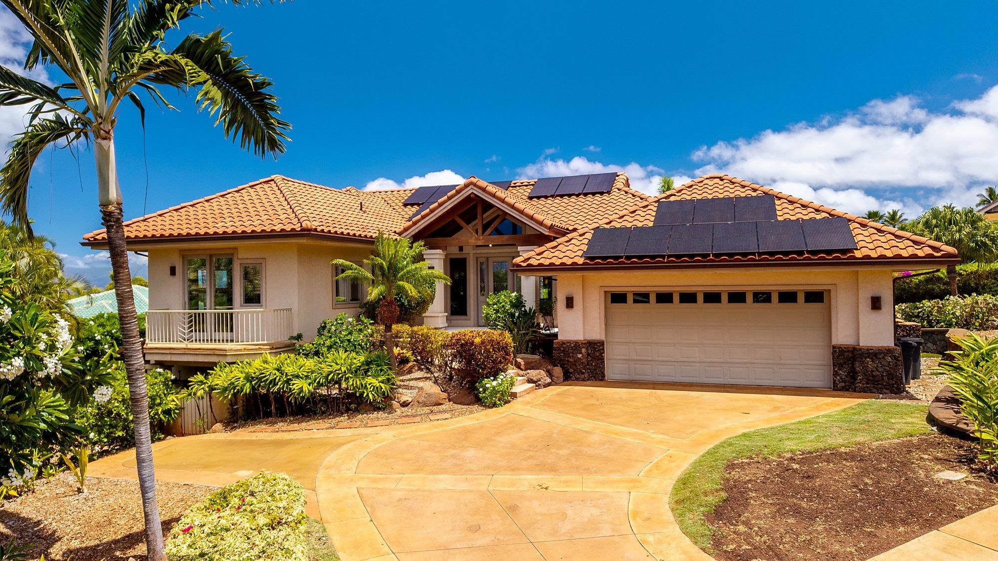 250 Akia Pl, Lahaina, HI 96761